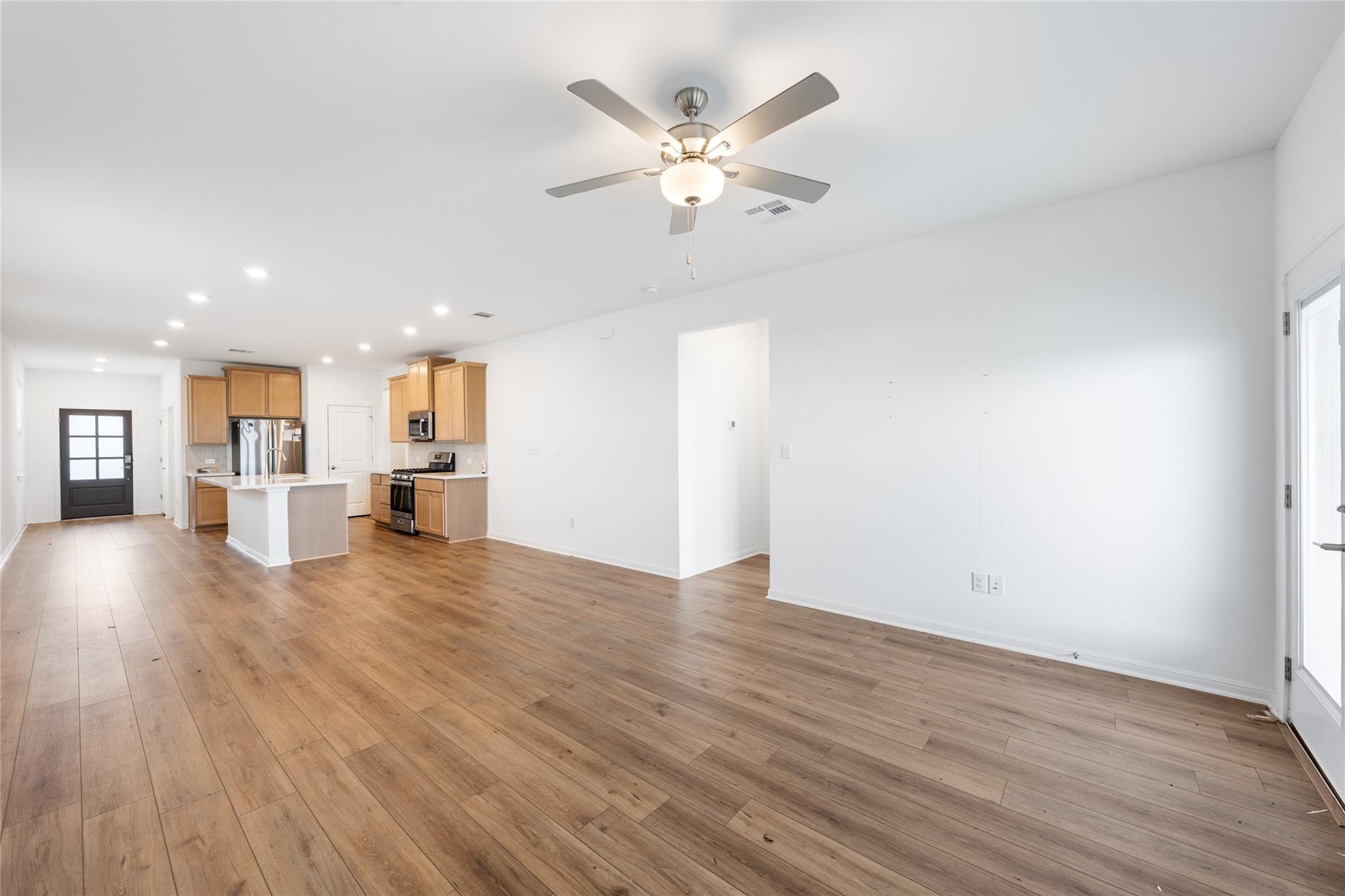 751 Papaya Dr, Buda, TX 78610