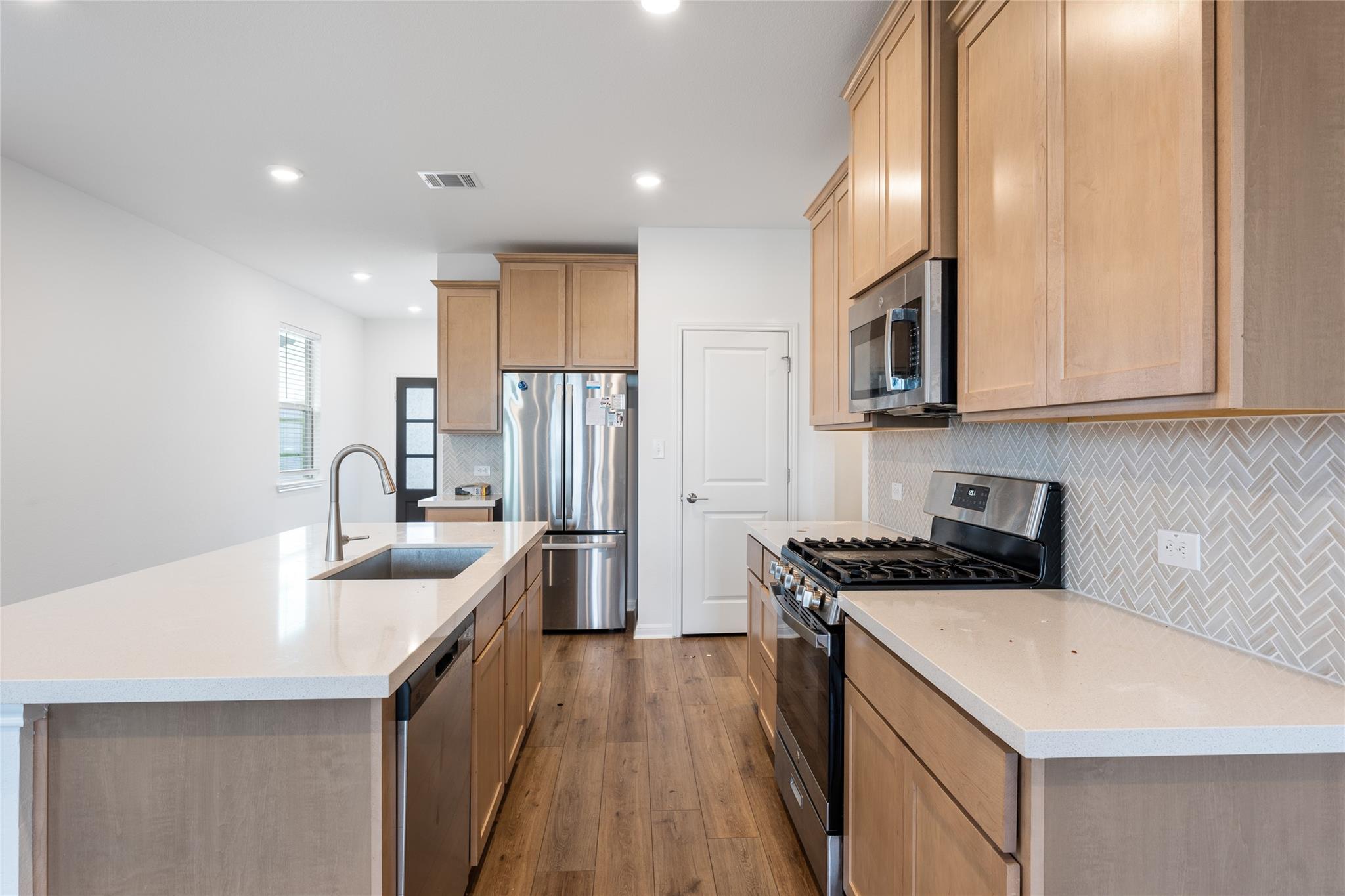 751 Papaya Dr, Buda, TX 78610