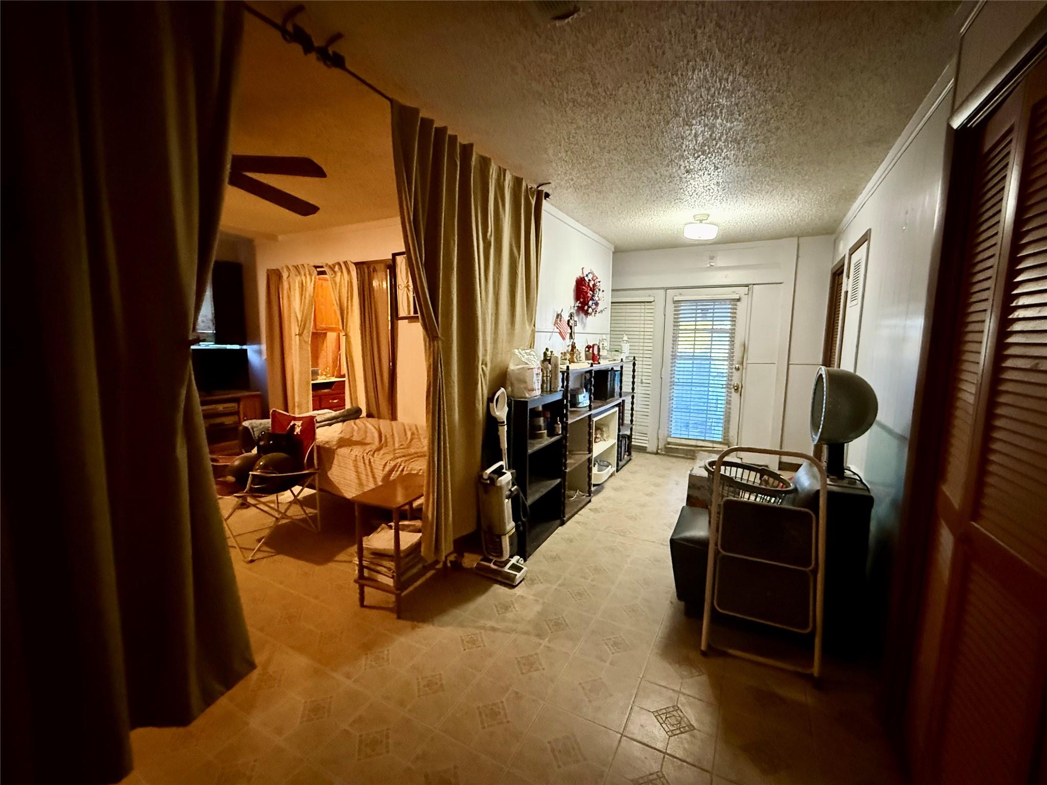 100 Skyloop Dr, Austin, TX 78745