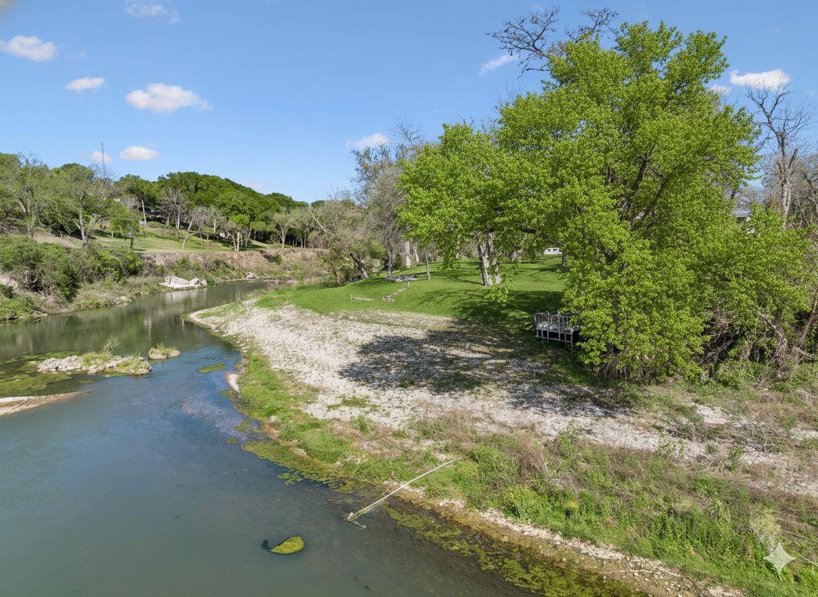 146 Antelope Ln, Seguin, TX 78155