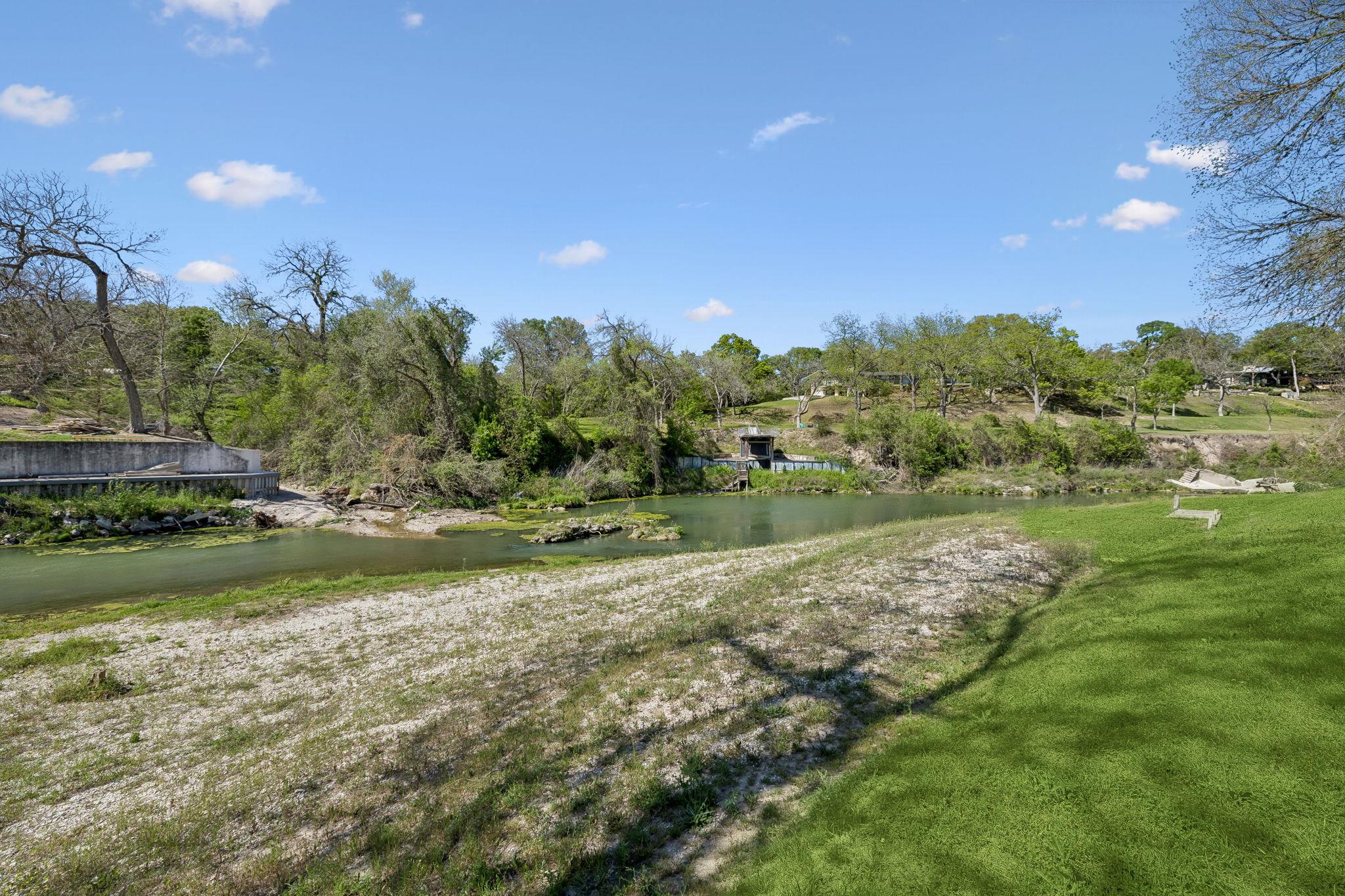 146 Antelope Ln, Seguin, TX 78155