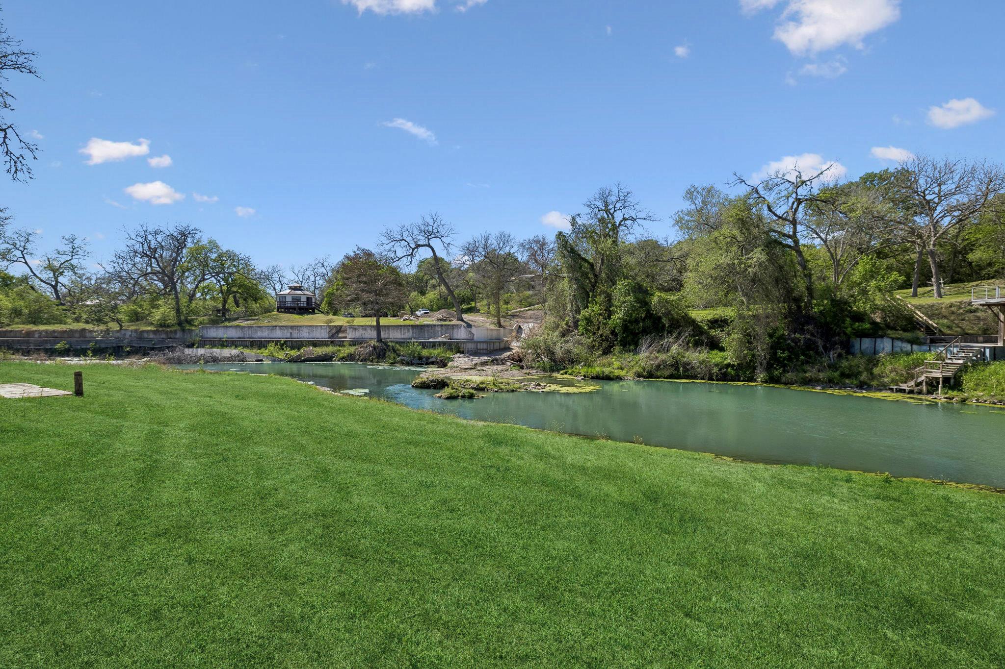 146 Antelope Ln, Seguin, TX 78155