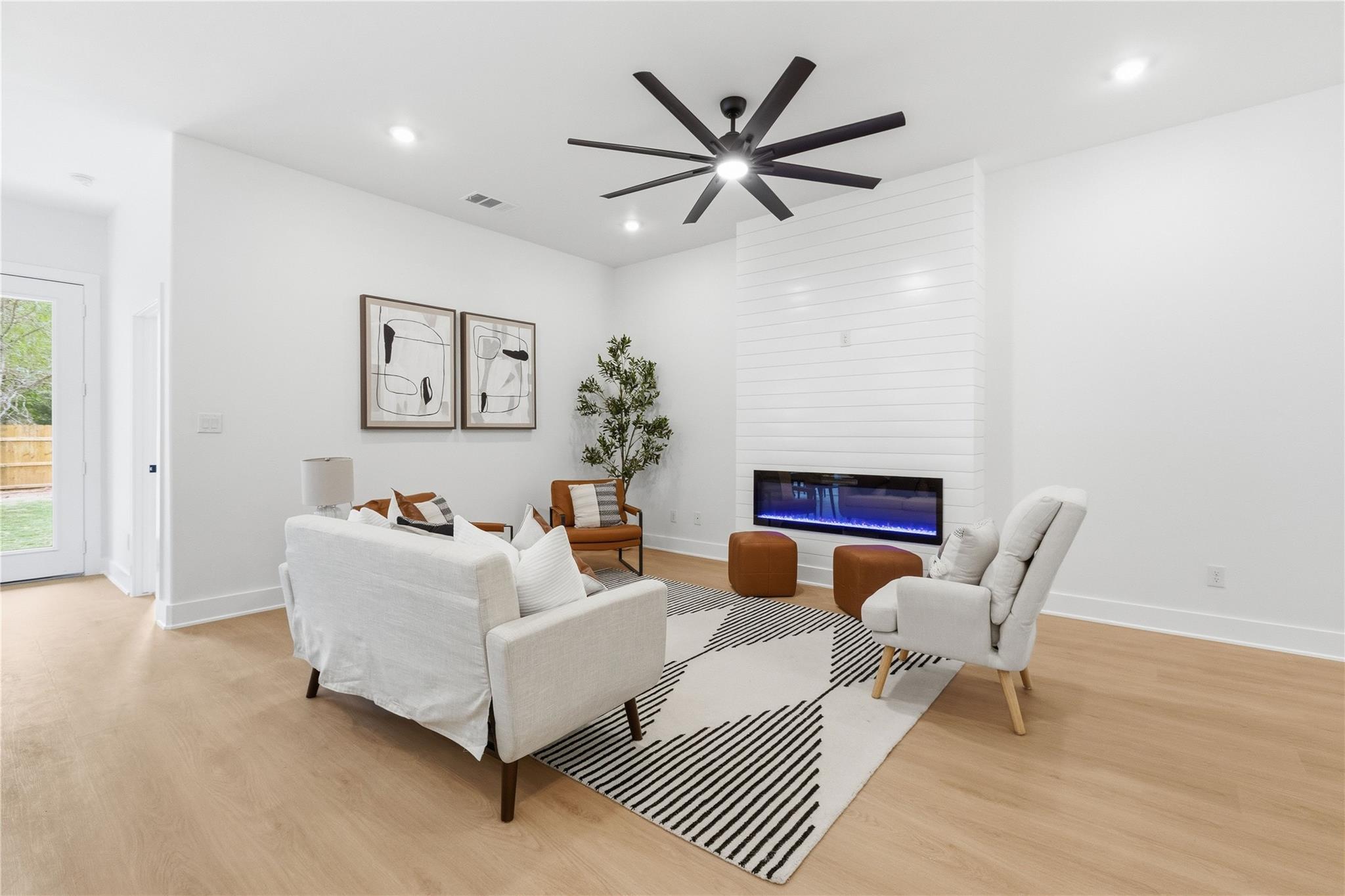 122 W Pauwela Ln, Bastrop, TX 78602