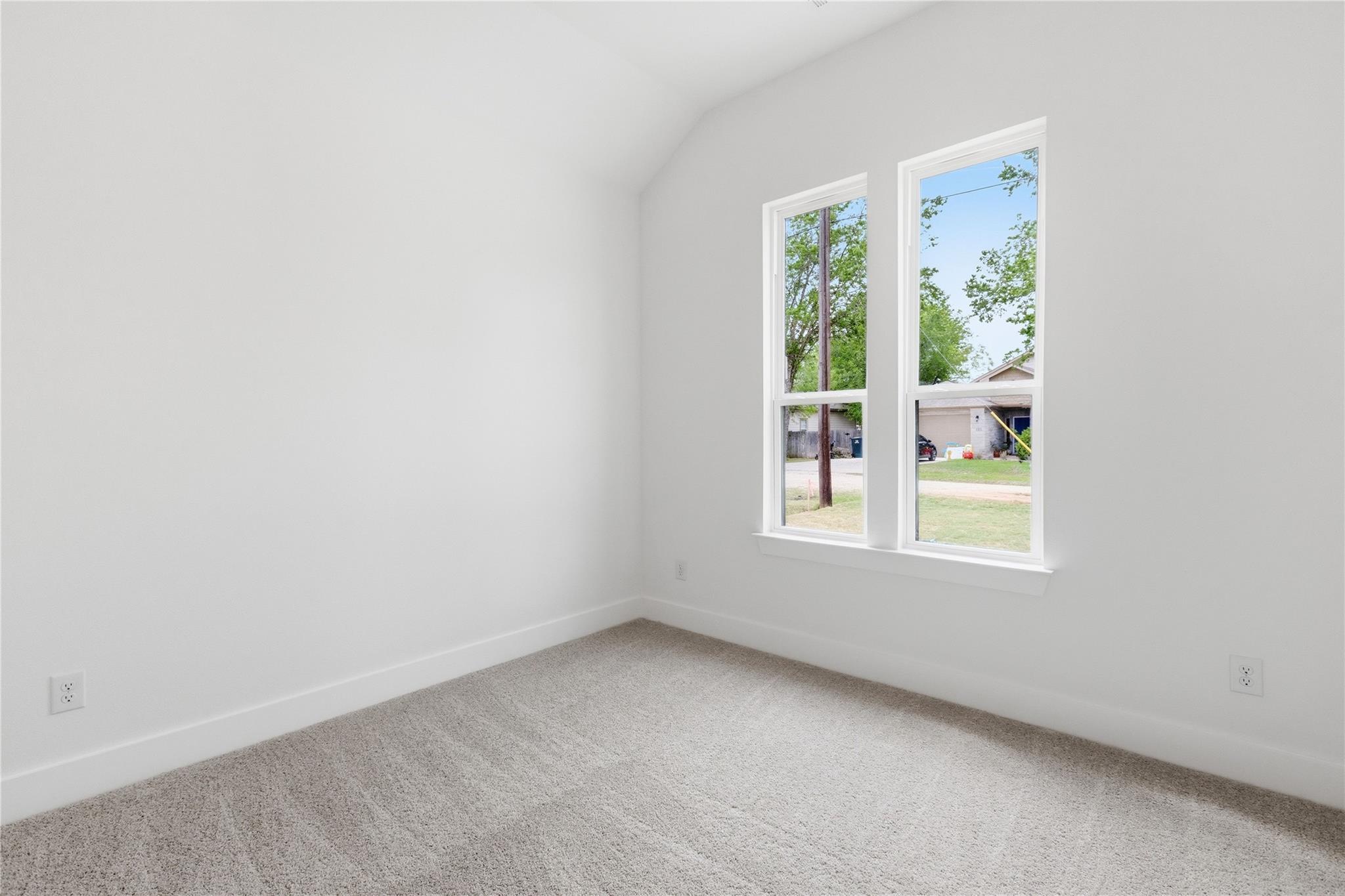 122 W Pauwela Ln, Bastrop, TX 78602