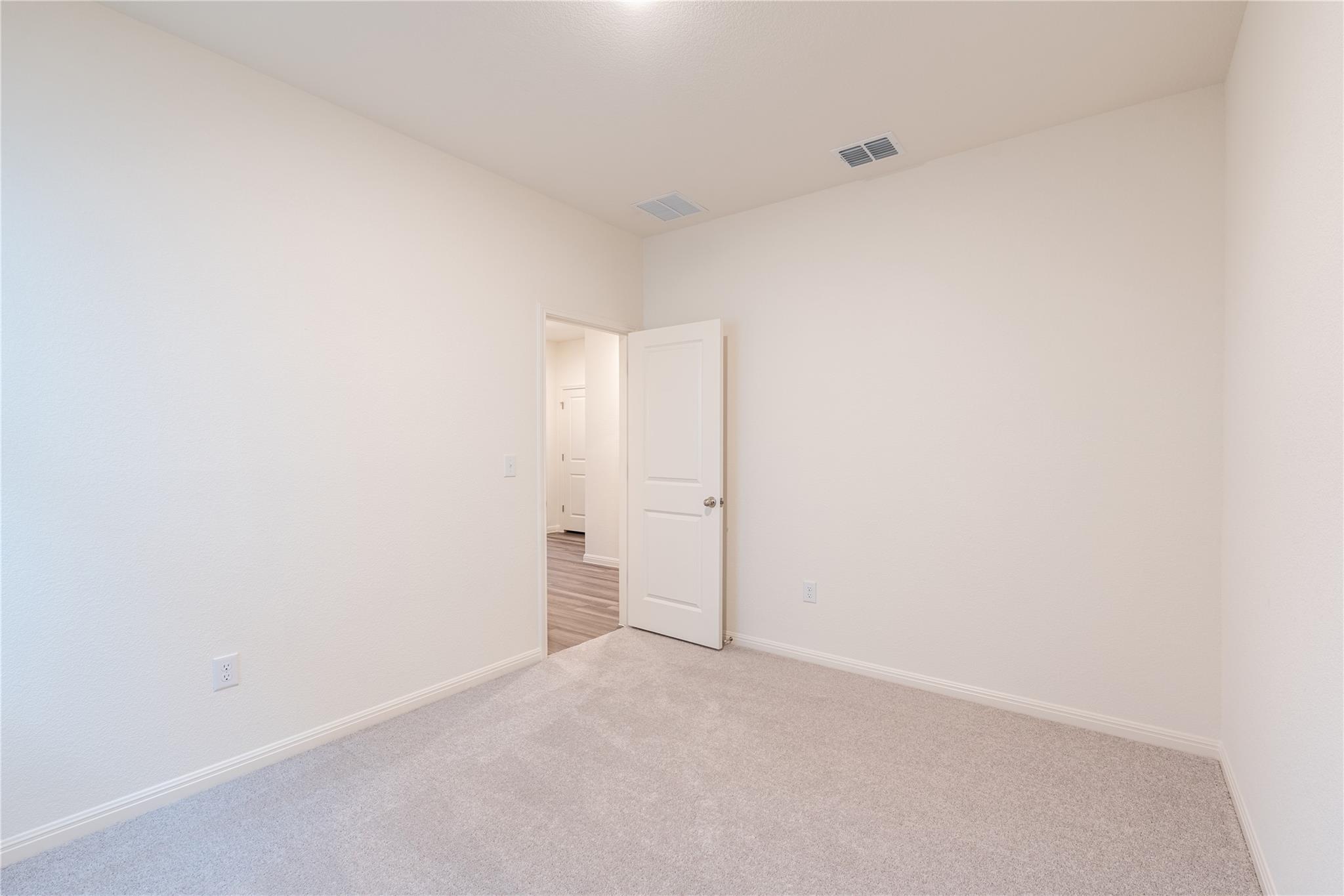 144 Mullen Way, Taylor, TX 76574