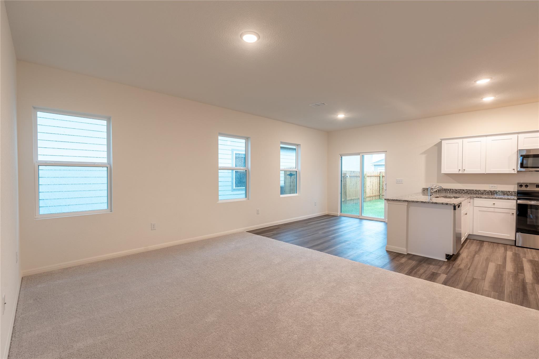 144 Mullen Way, Taylor, TX 76574