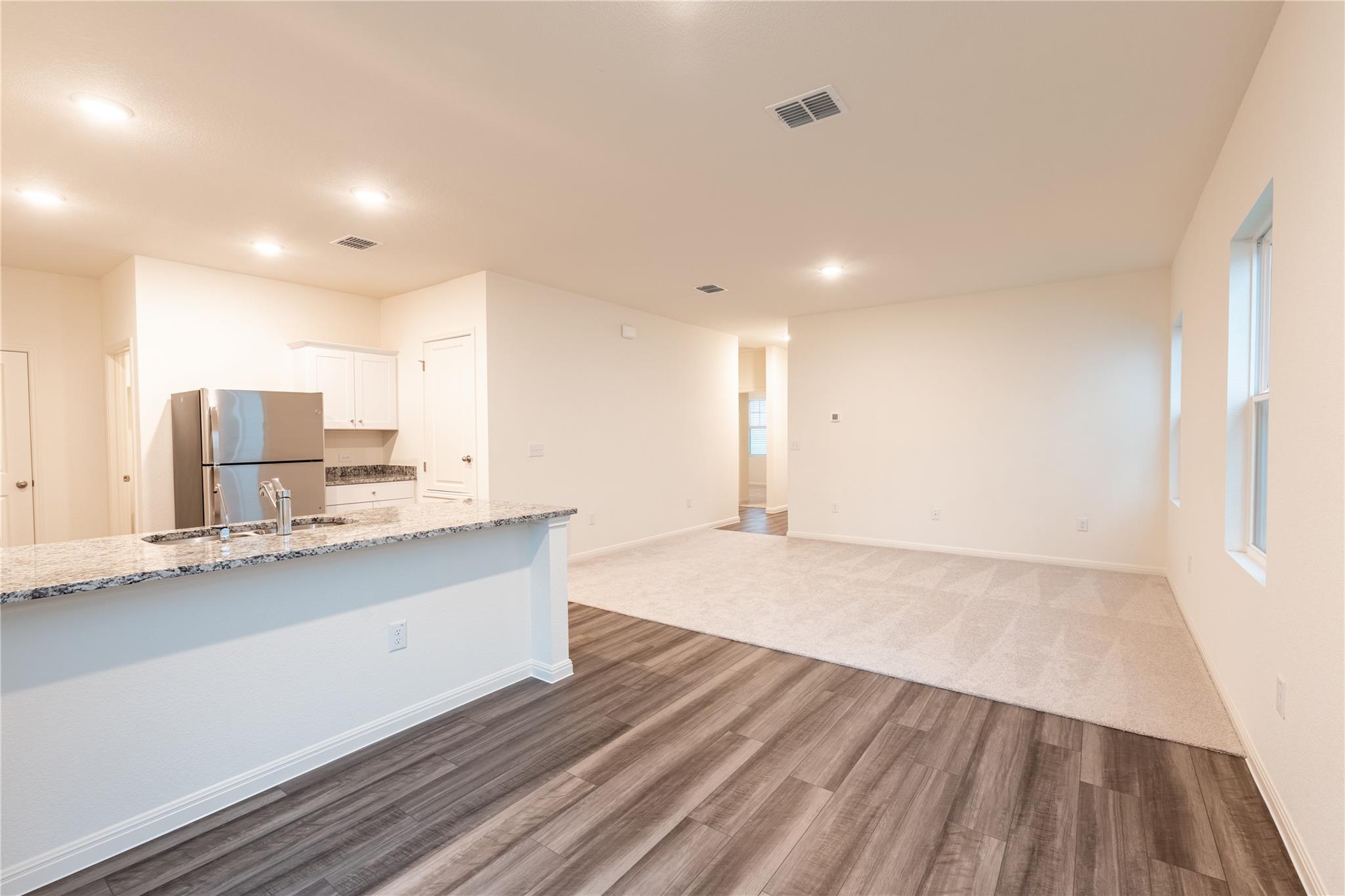 144 Mullen Way, Taylor, TX 76574