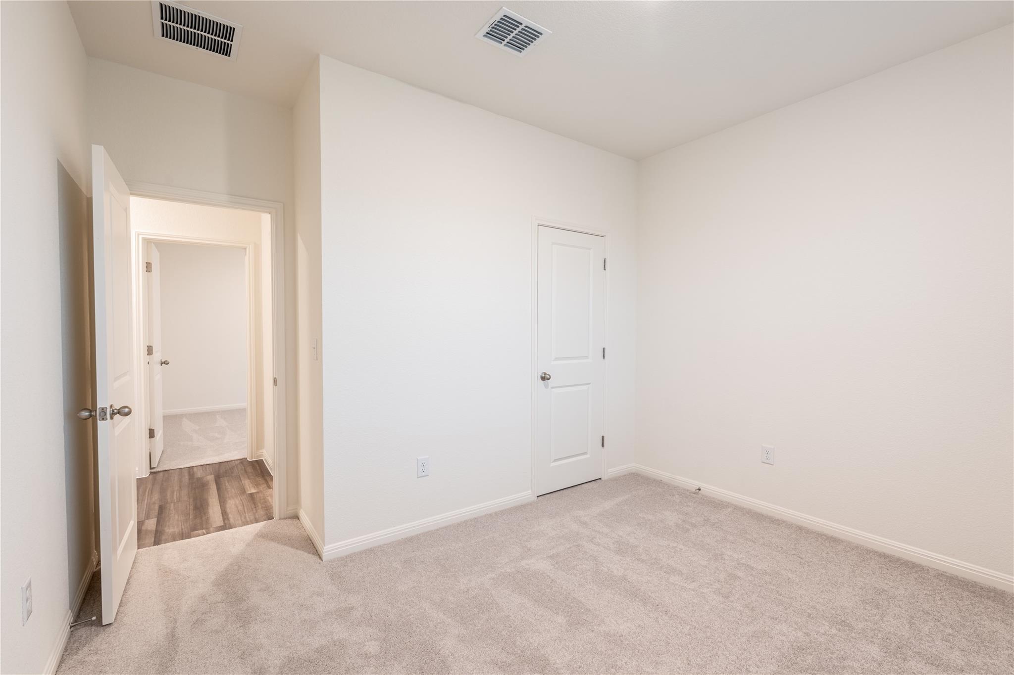 144 Mullen Way, Taylor, TX 76574