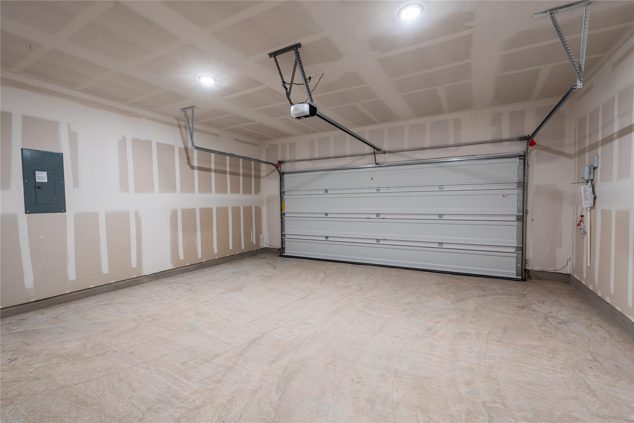 144 Mullen Way, Taylor, TX 76574