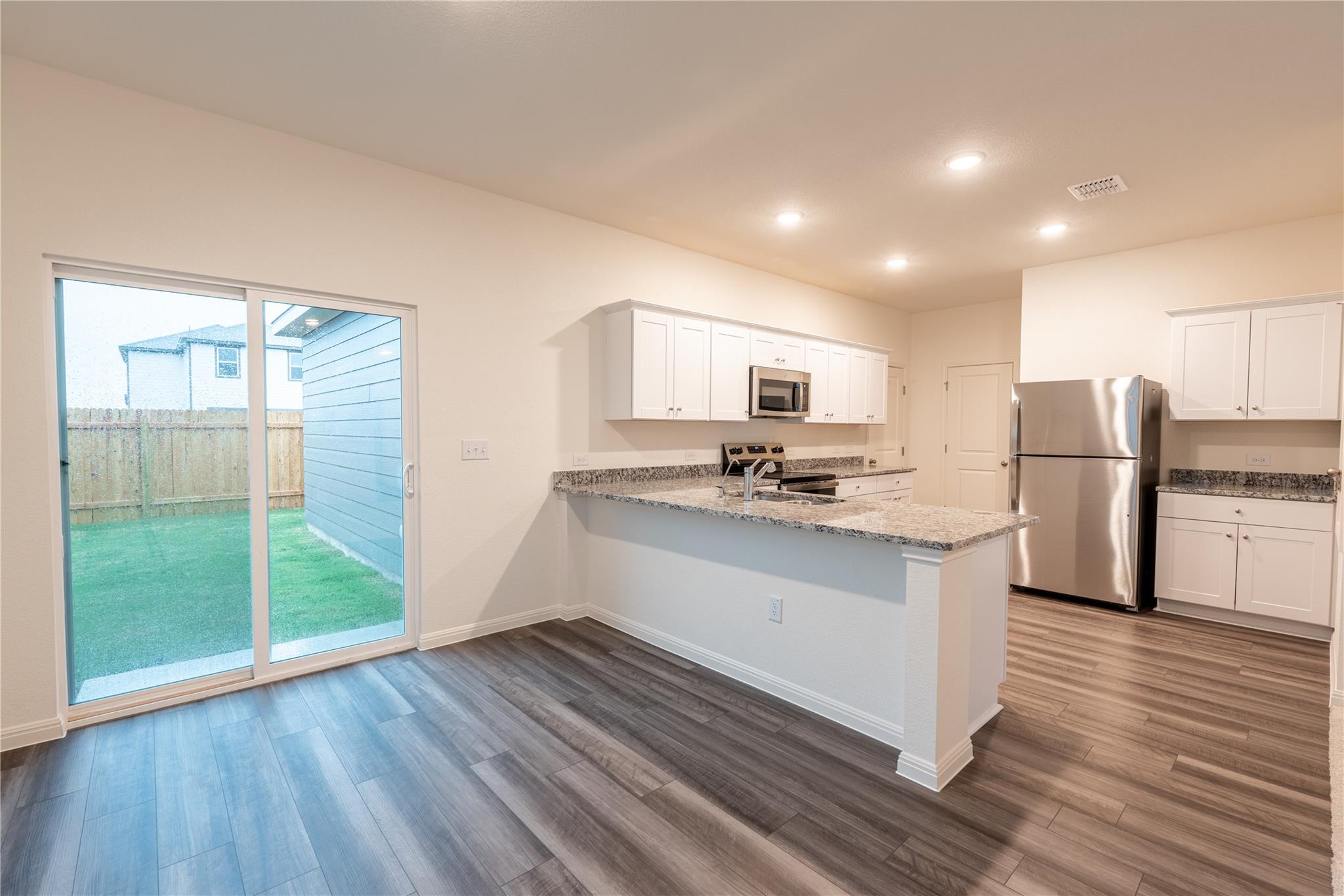 144 Mullen Way, Taylor, TX 76574