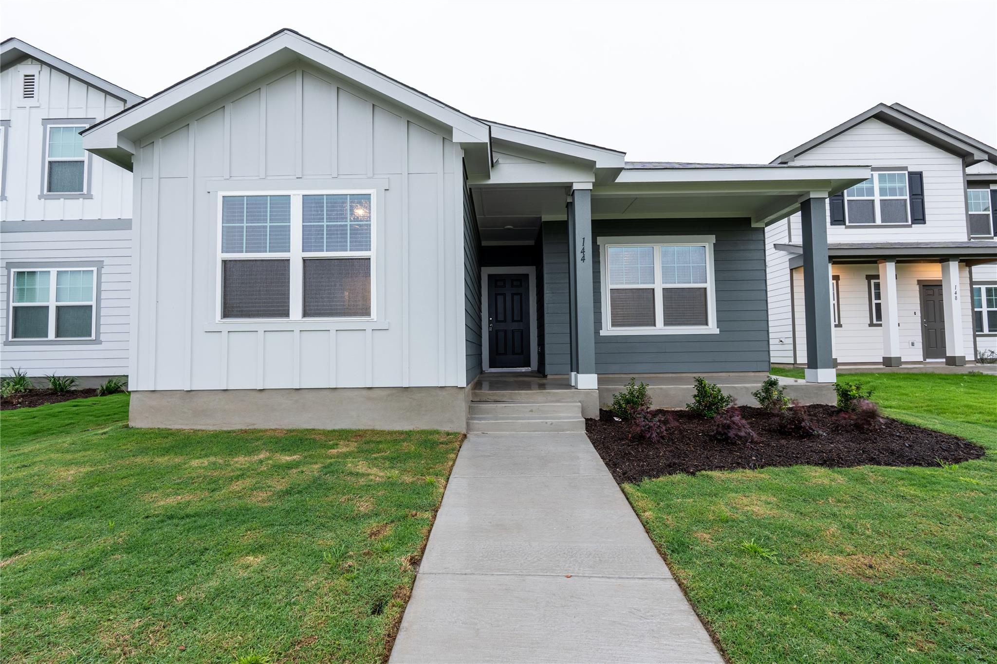 144 Mullen Way, Taylor, TX 76574