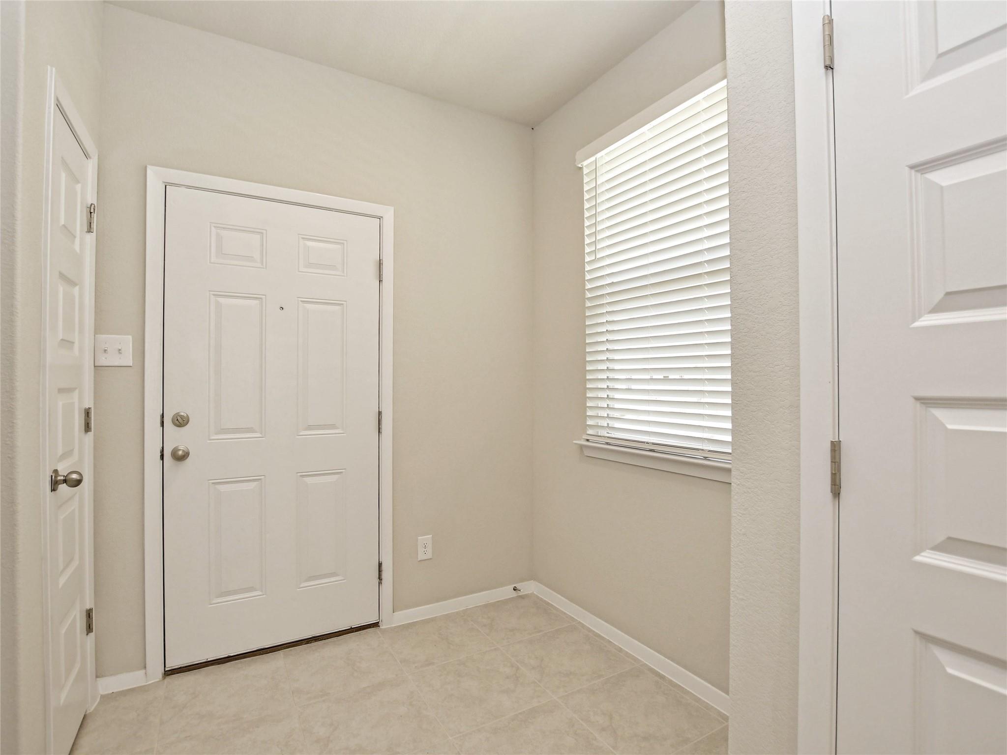 164 Fabion St, Kyle, TX 78640