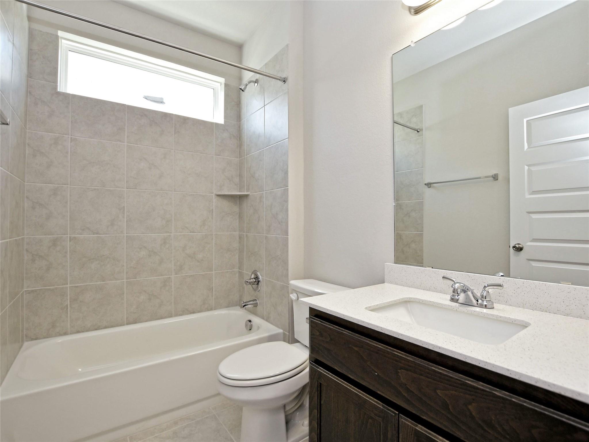 164 Fabion St, Kyle, TX 78640