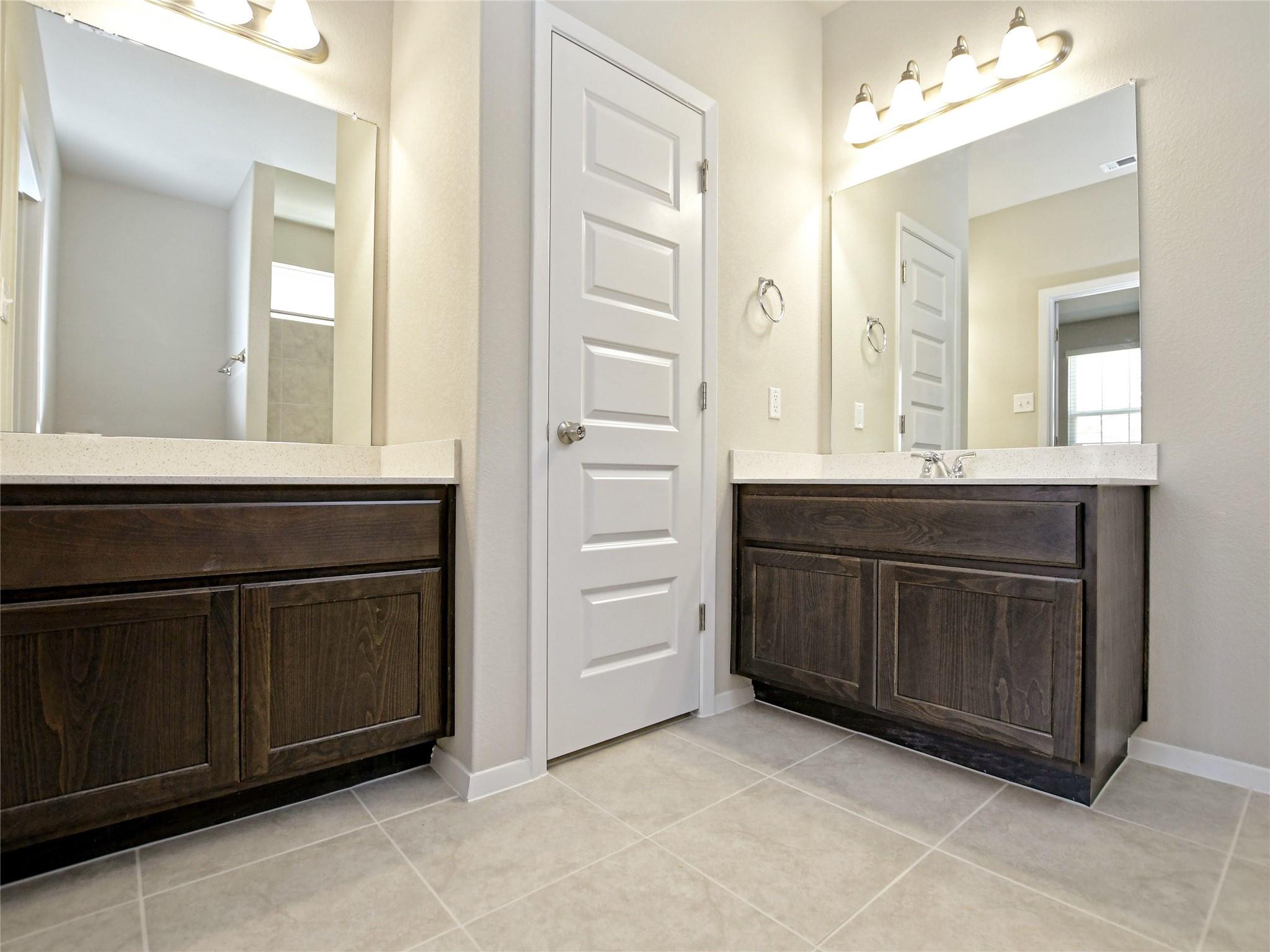 164 Fabion St, Kyle, TX 78640