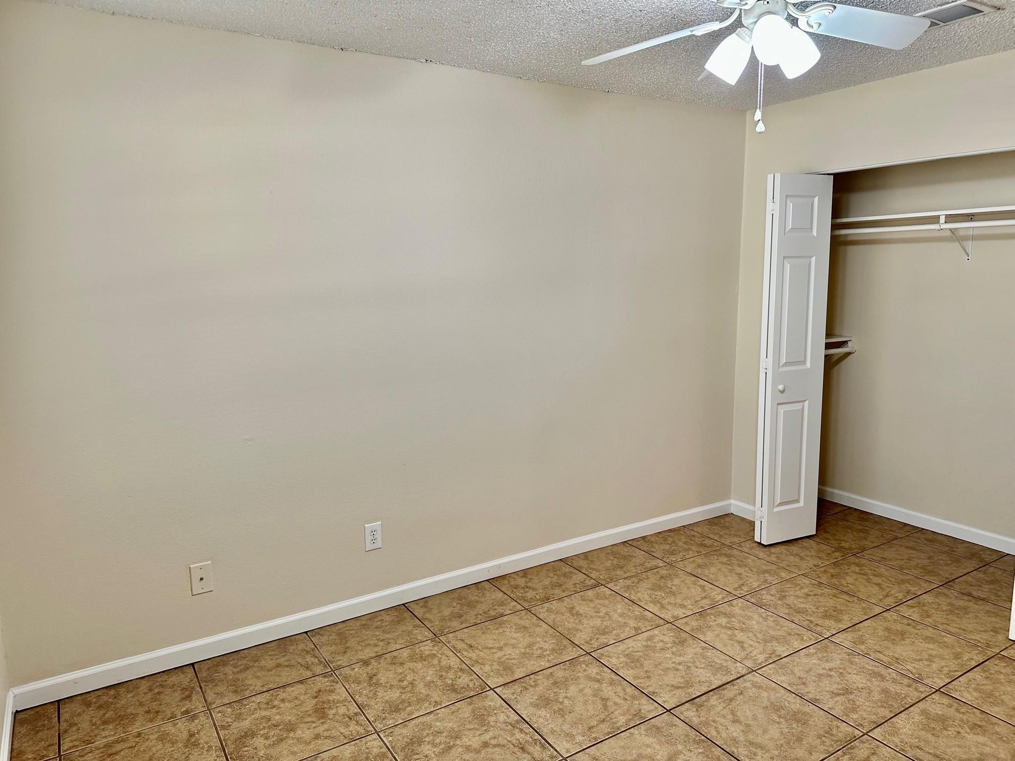 102 Lady Bird Ln, San Marcos, TX 78666