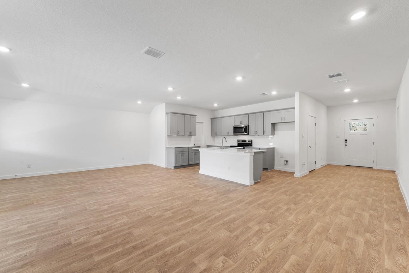 646 Grace Ln, Fredericksburg, TX 78624