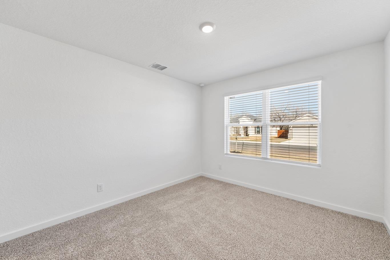 646 Grace Ln, Fredericksburg, TX 78624