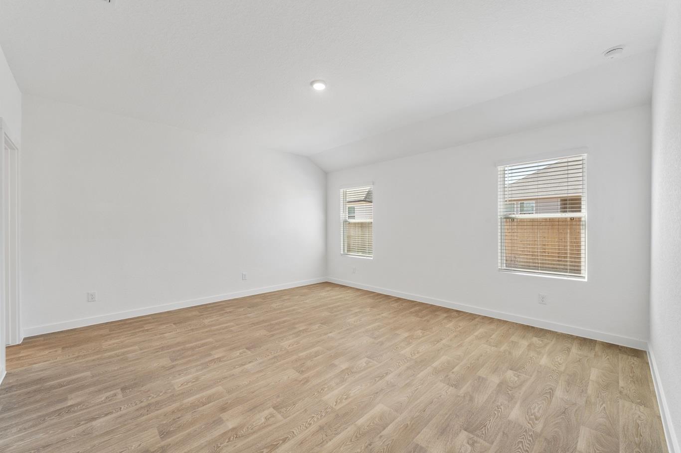 646 Grace Ln, Fredericksburg, TX 78624