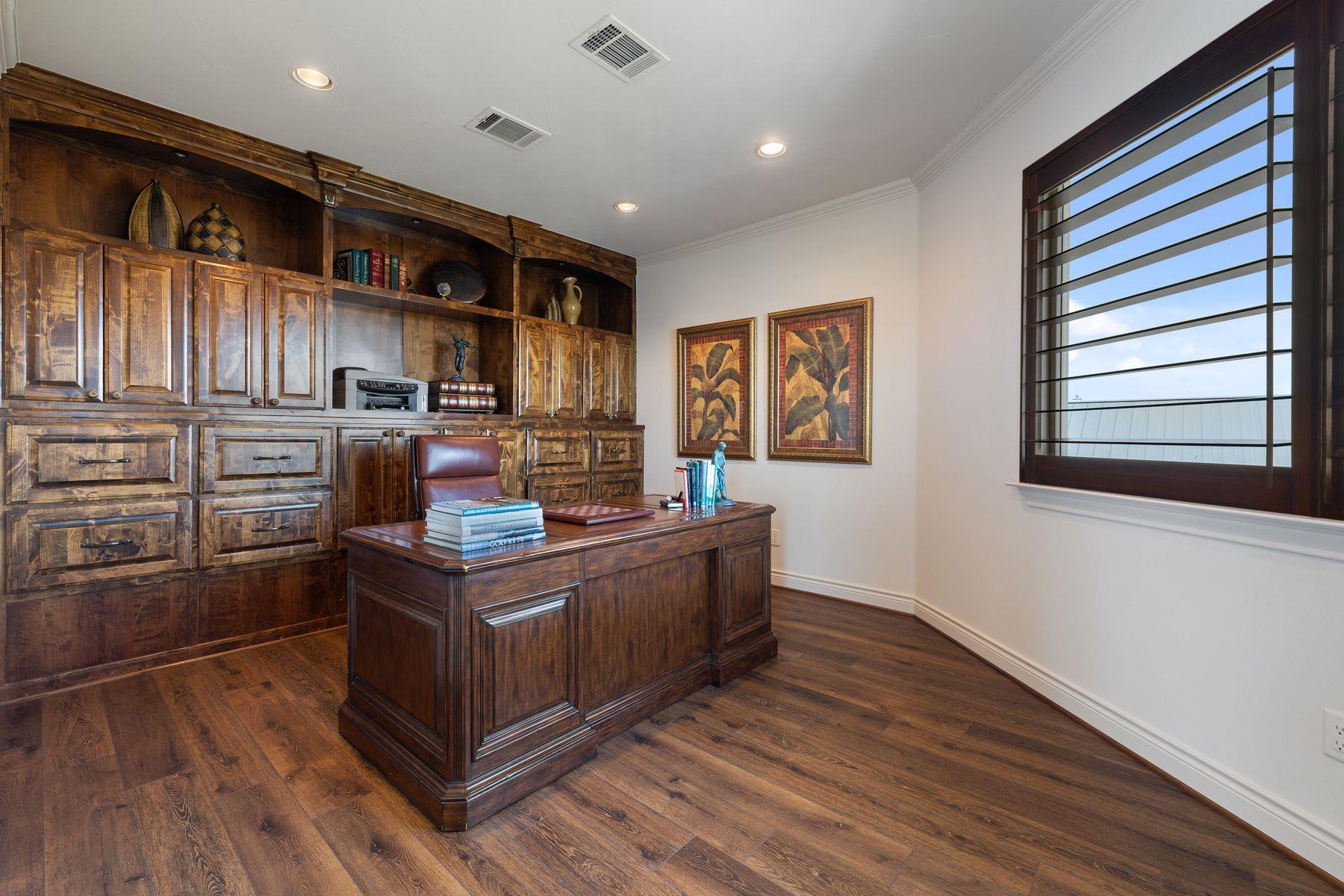 108 Wennmohs Pl, Horseshoe Bay, TX 78657