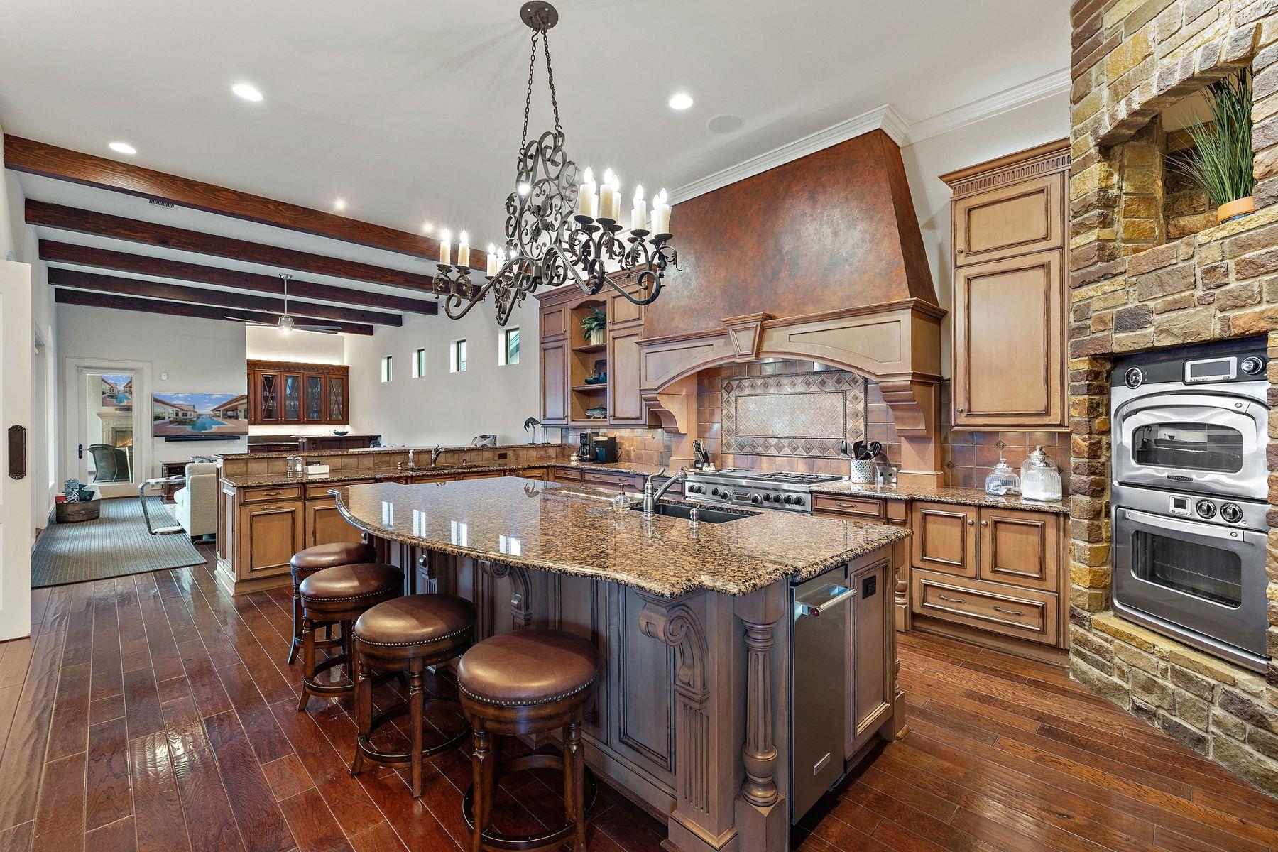 108 Wennmohs Pl, Horseshoe Bay, TX 78657