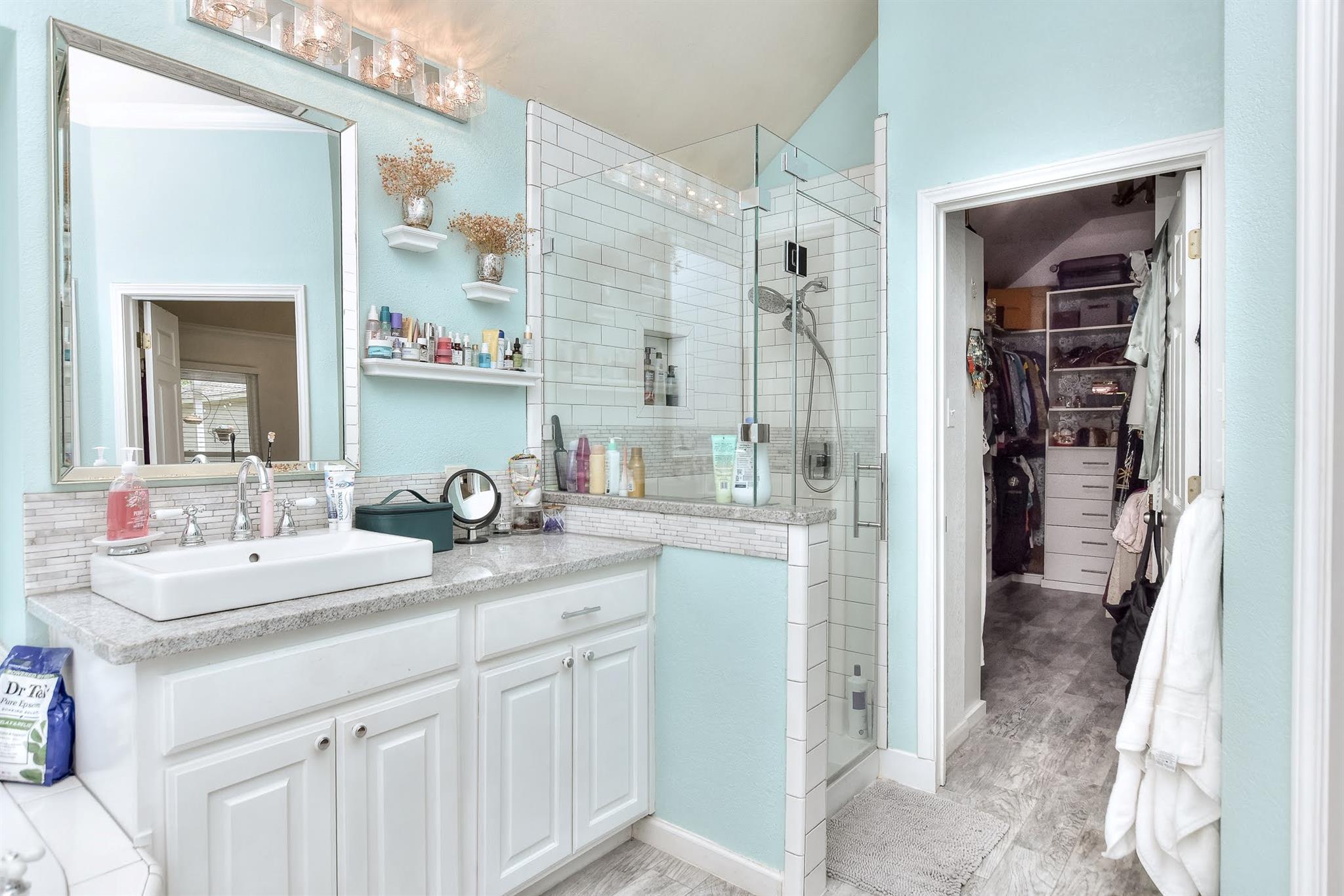 111 Green Grv, Georgetown, TX 78633