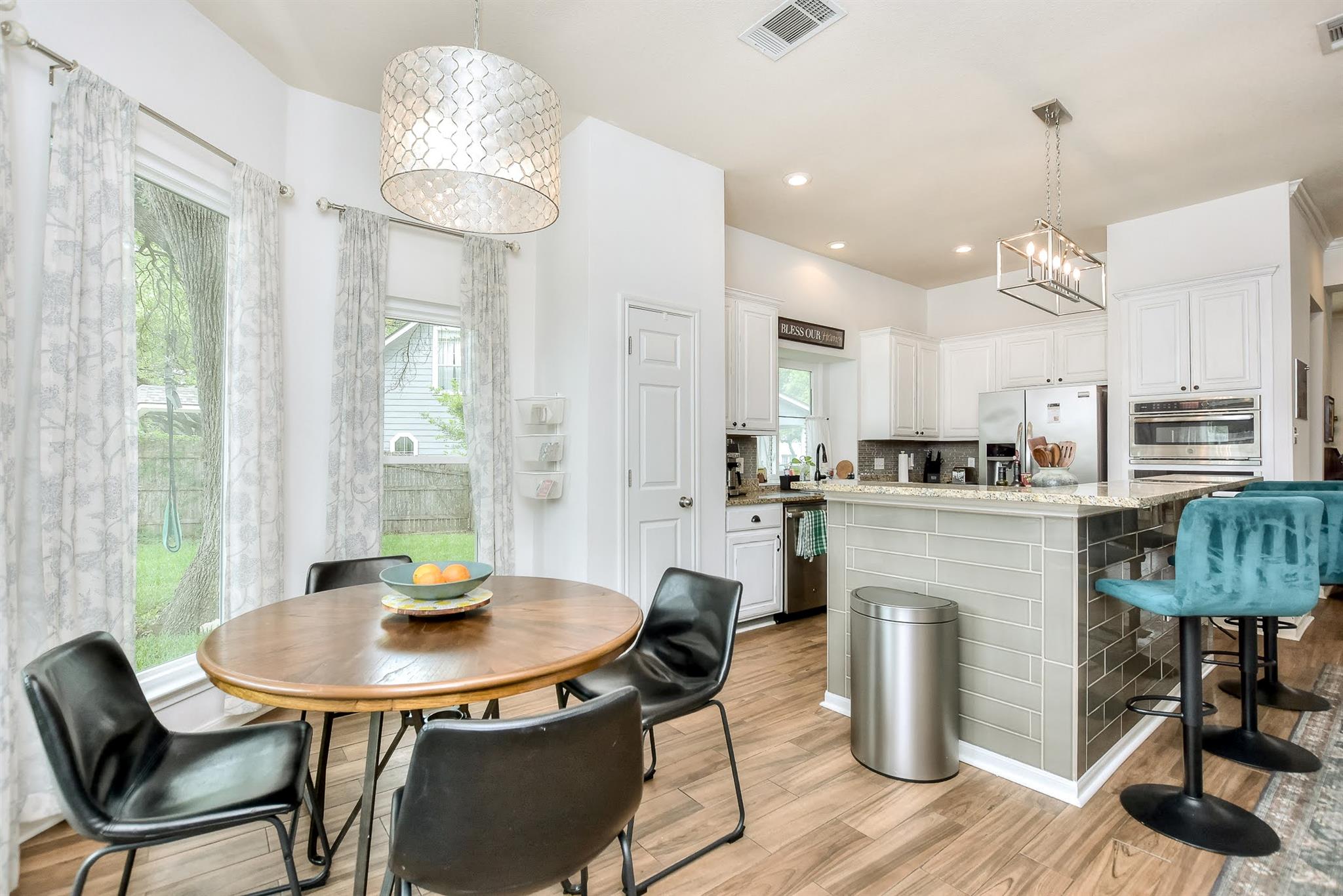 111 Green Grv, Georgetown, TX 78633