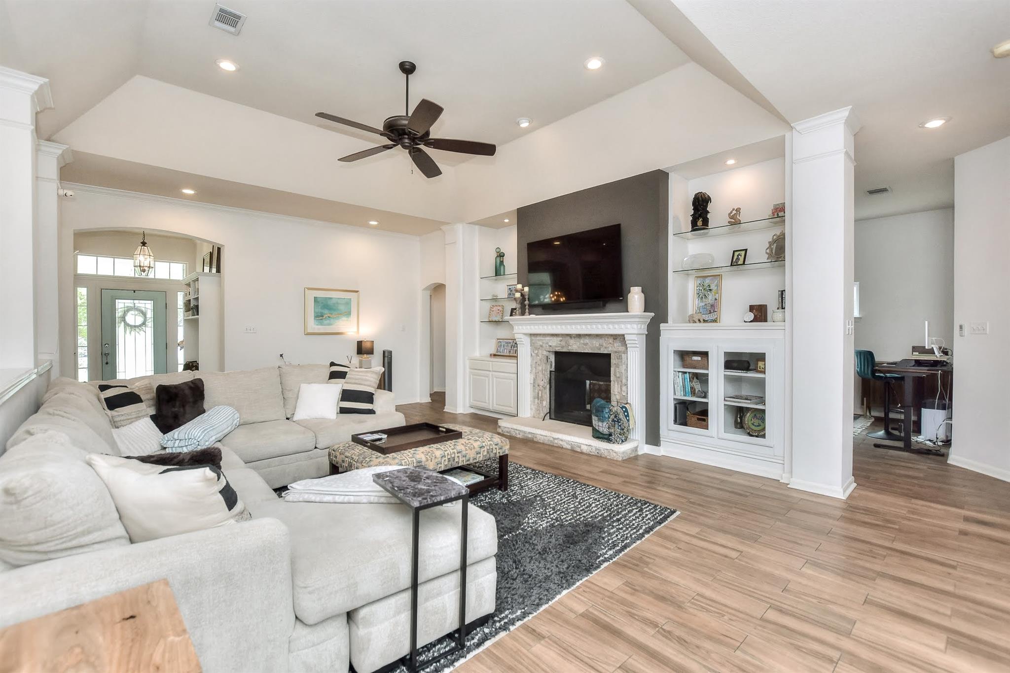 111 Green Grv, Georgetown, TX 78633