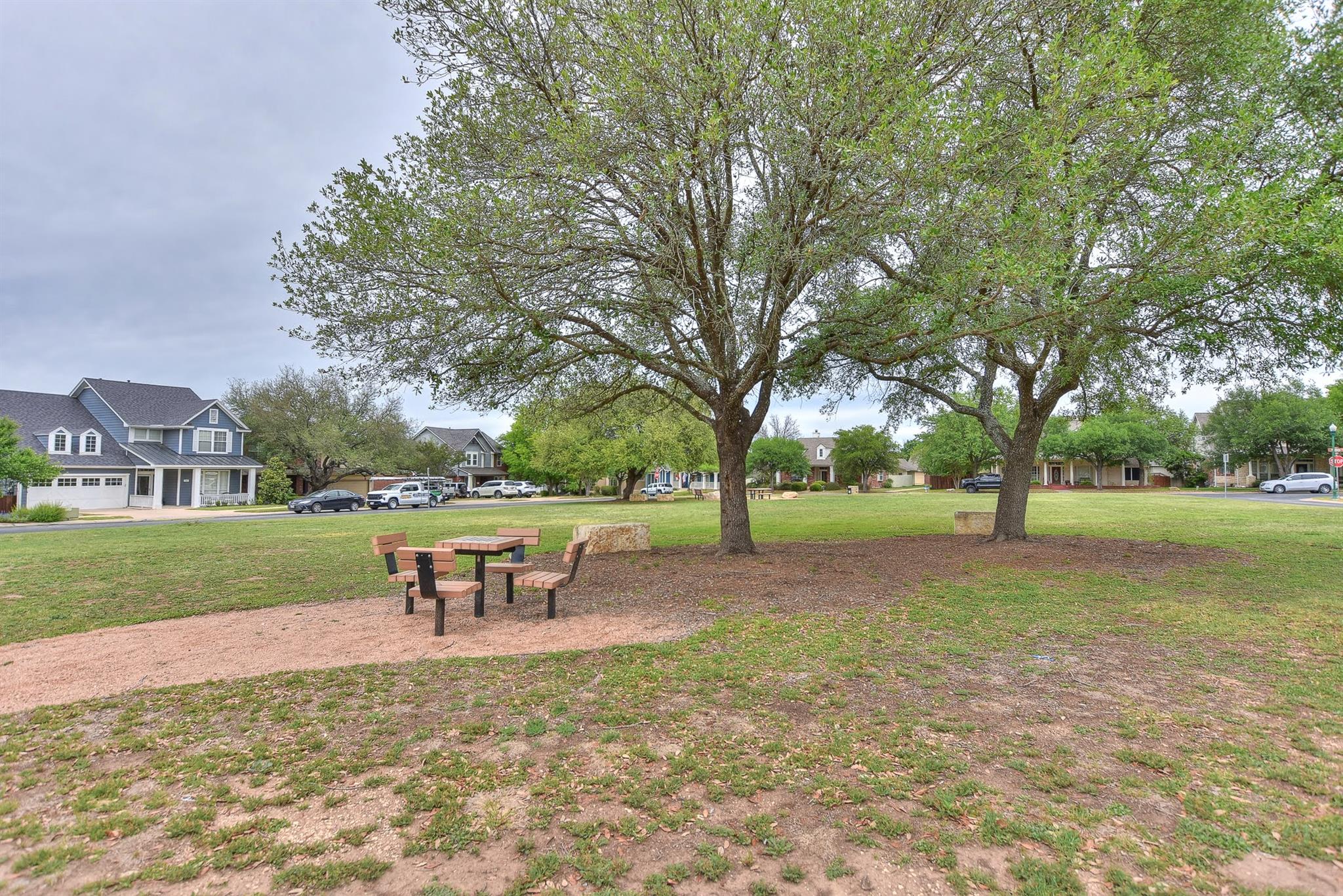 111 Green Grv, Georgetown, TX 78633