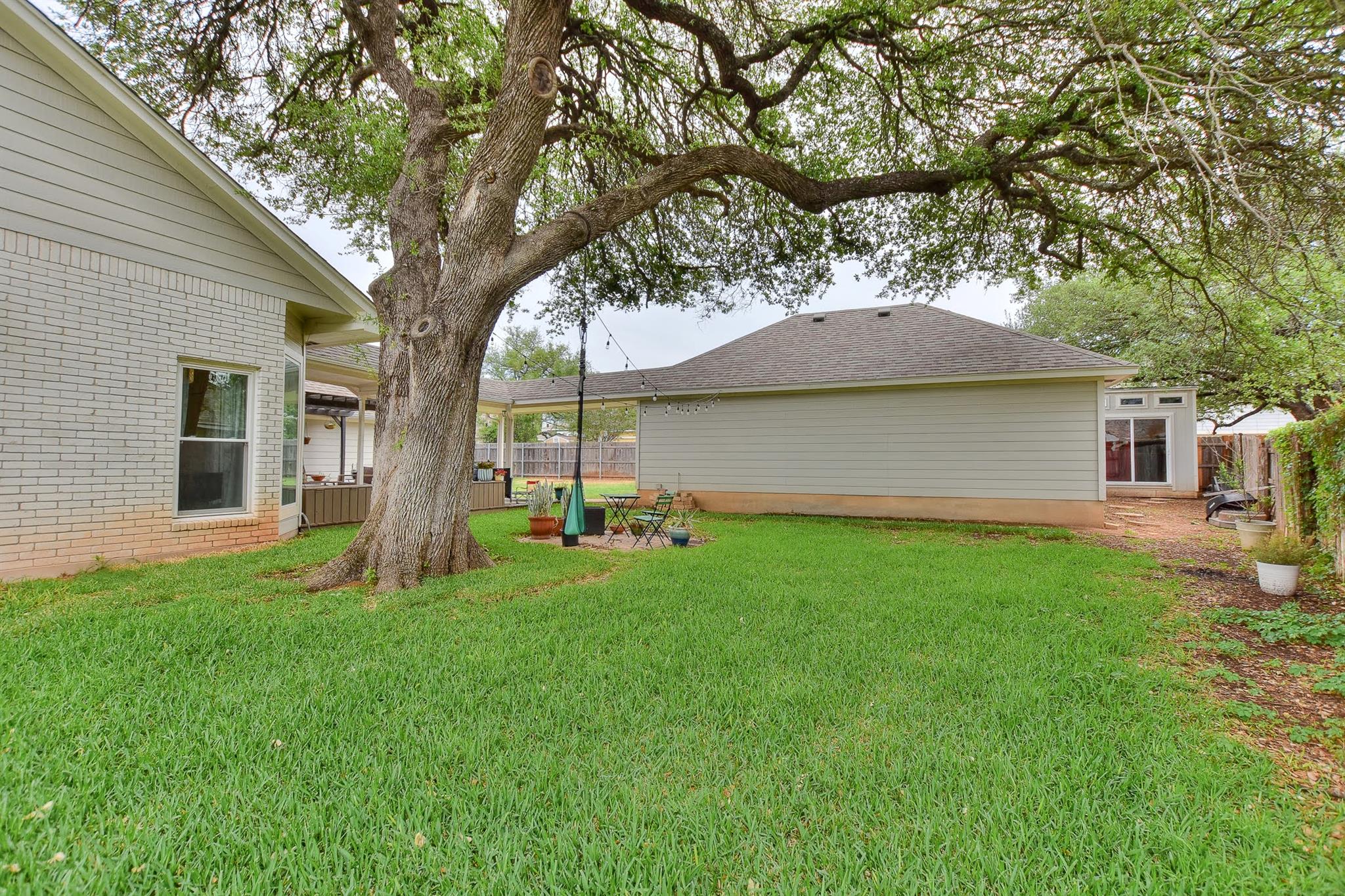 111 Green Grv, Georgetown, TX 78633