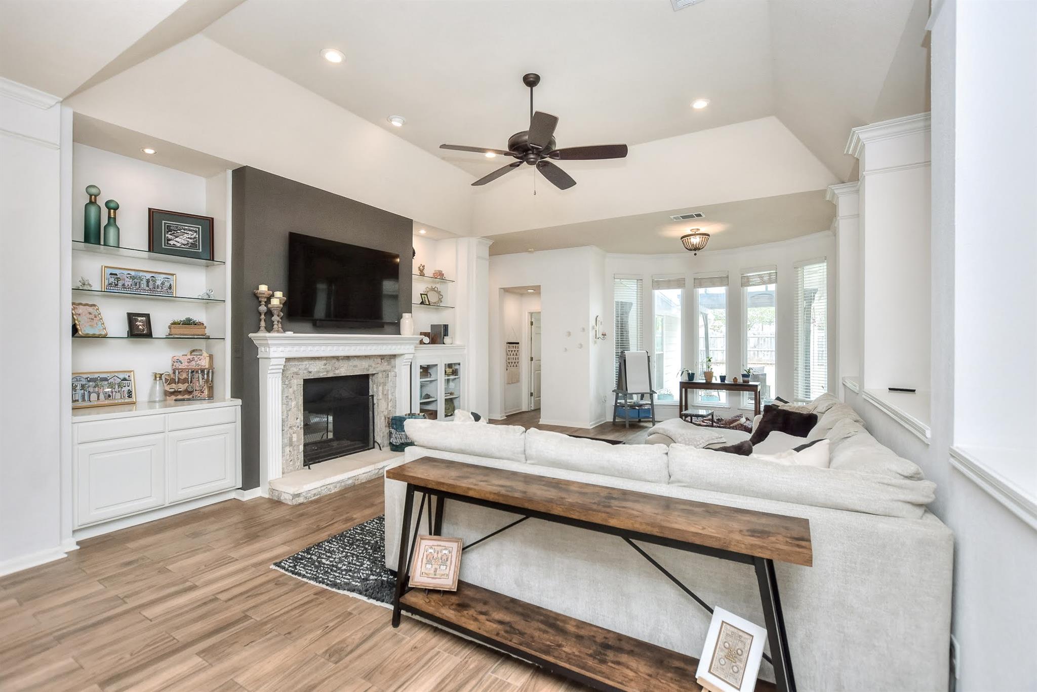 111 Green Grv, Georgetown, TX 78633