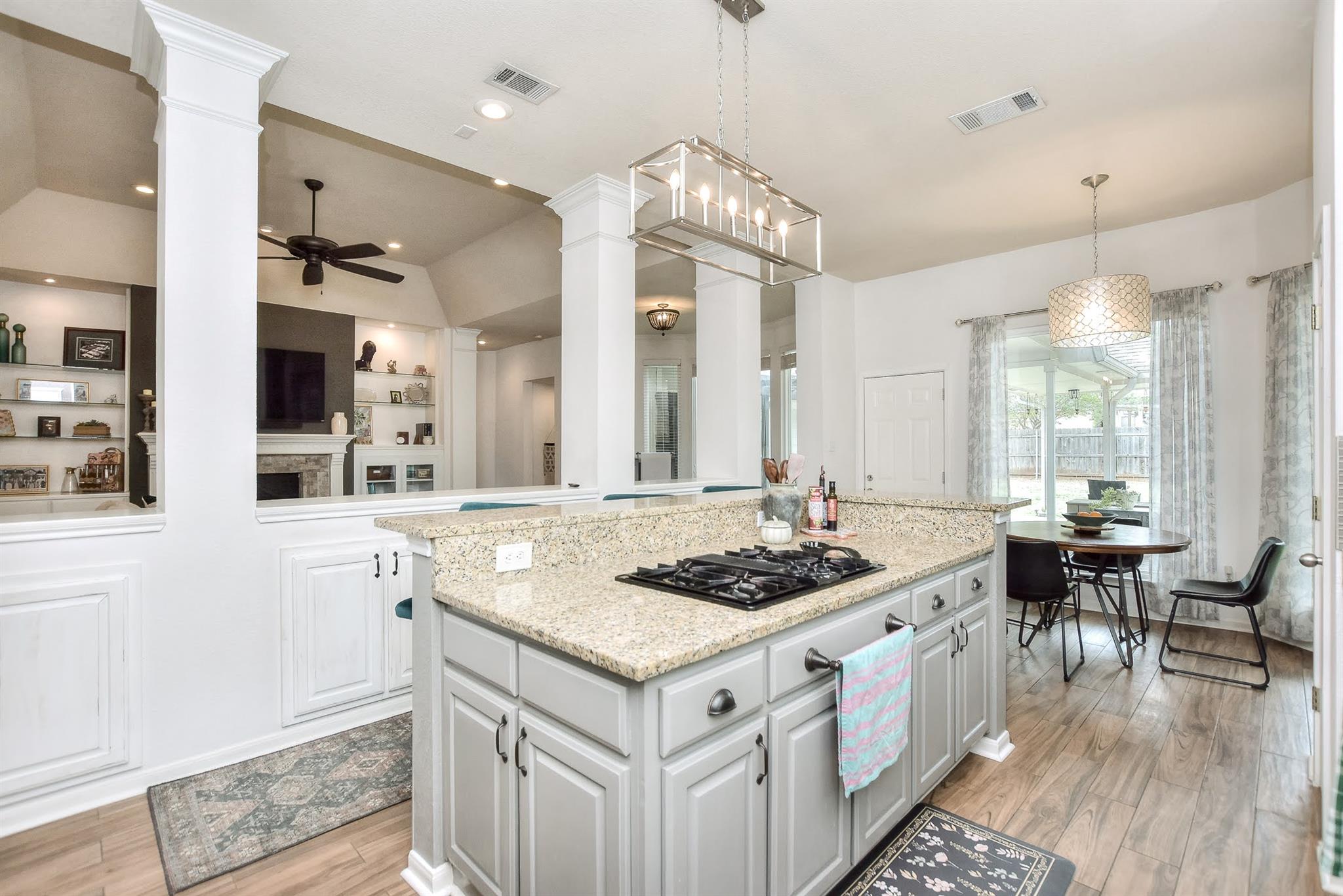 111 Green Grv, Georgetown, TX 78633