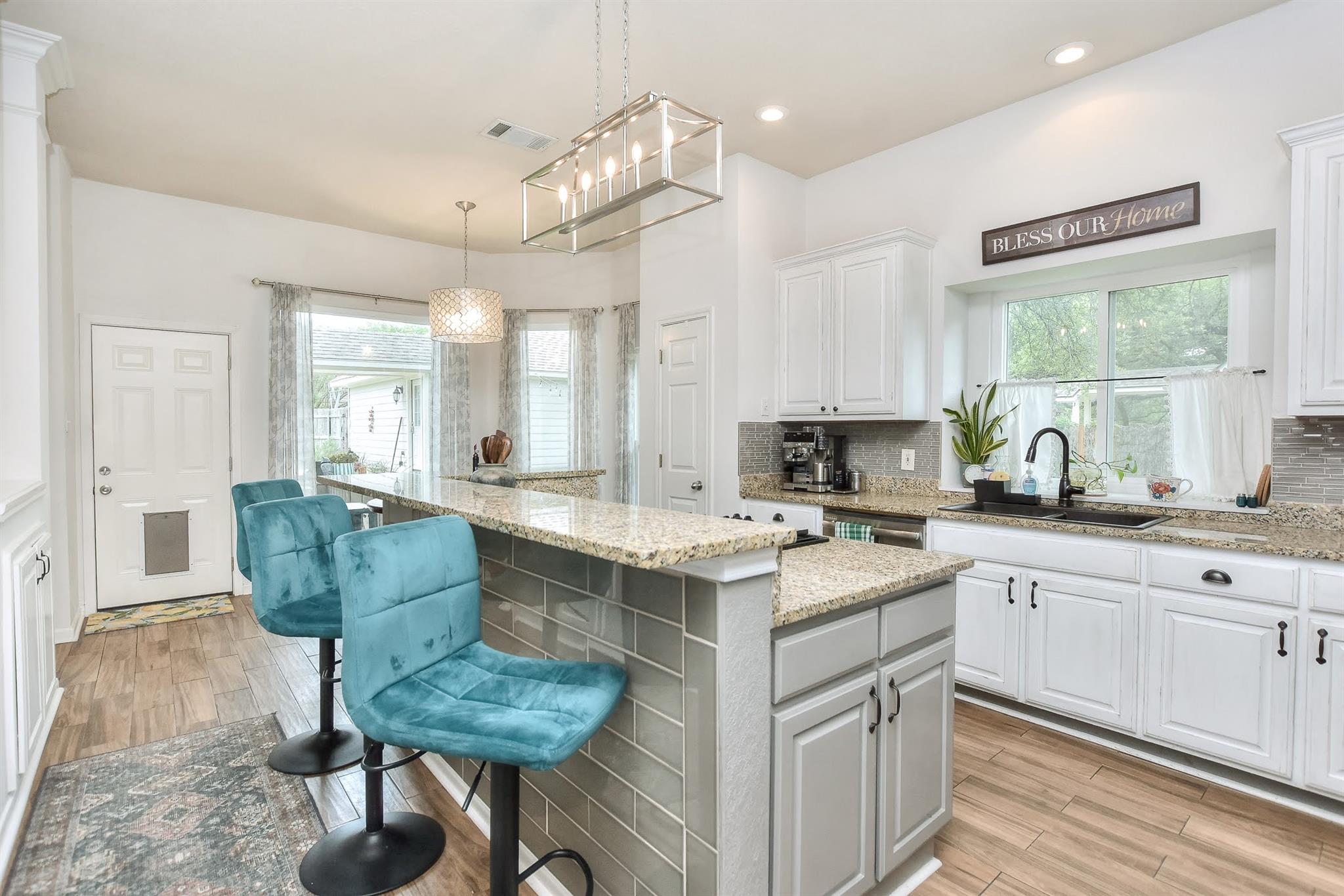 111 Green Grv, Georgetown, TX 78633