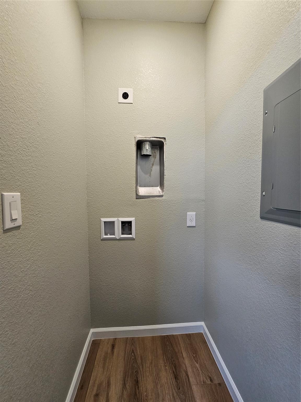 169 Chickasaw, Smithville, TX 78957