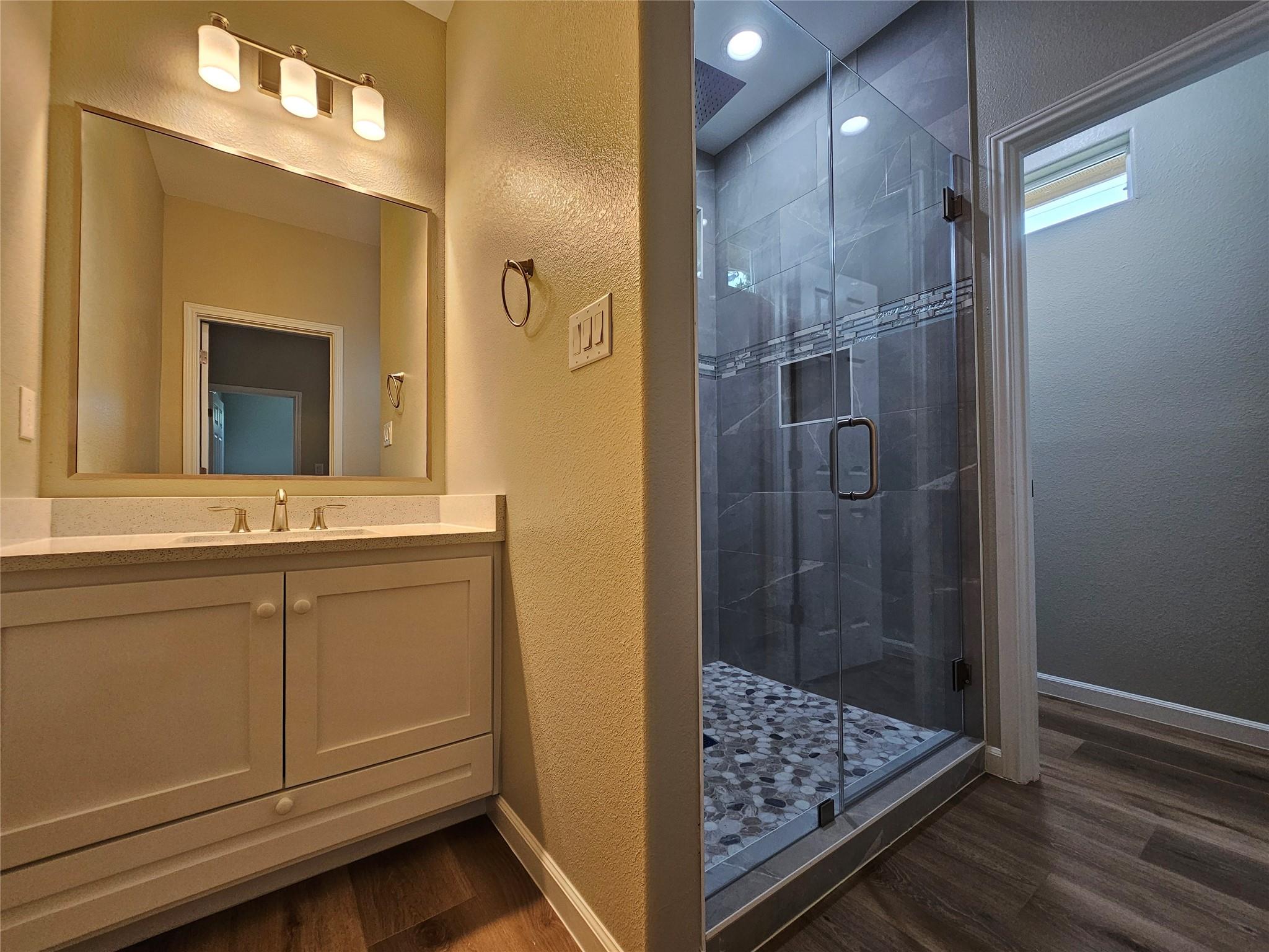 169 Chickasaw, Smithville, TX 78957