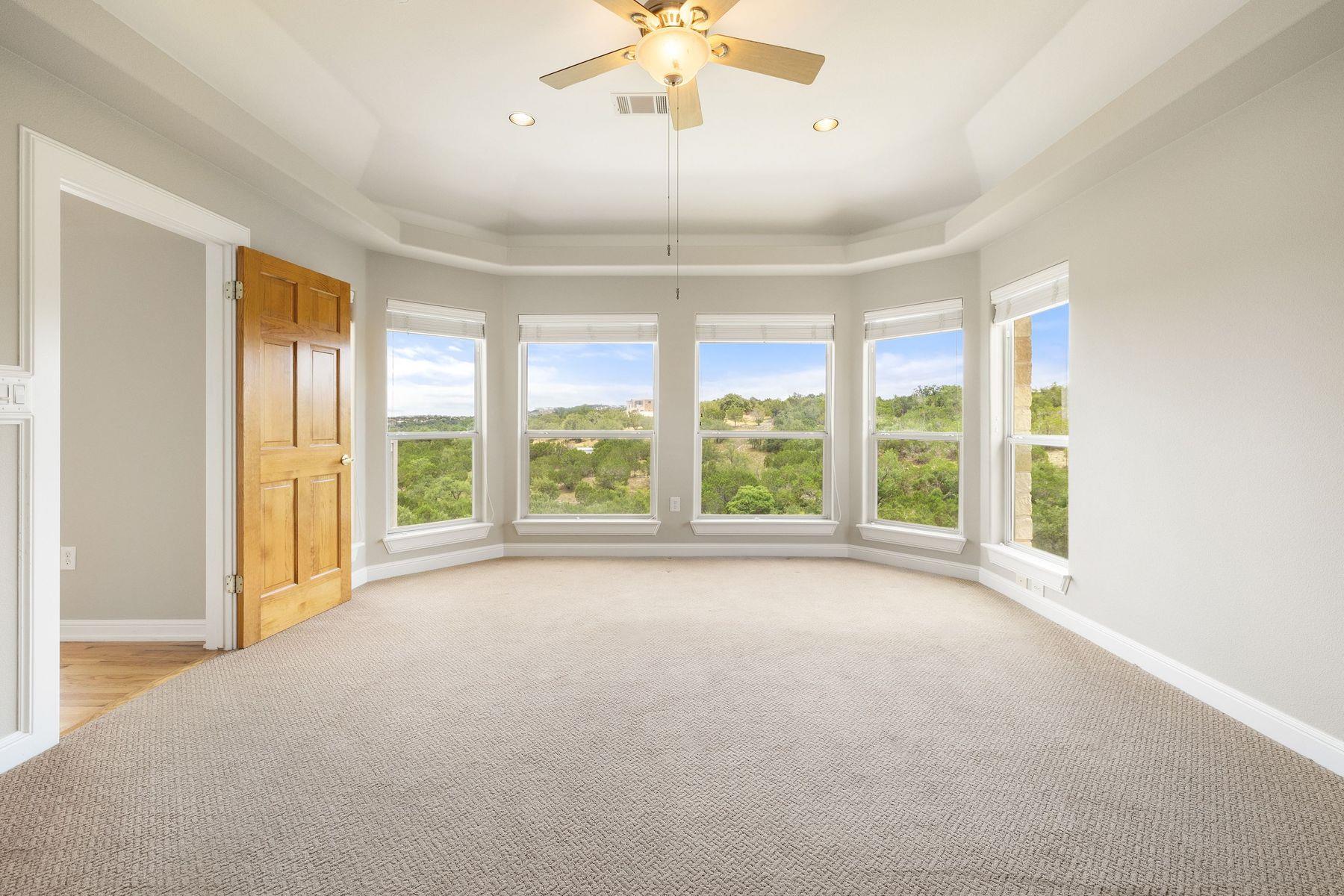 4921 Creek Meadow Cv, Spicewood, TX 78669