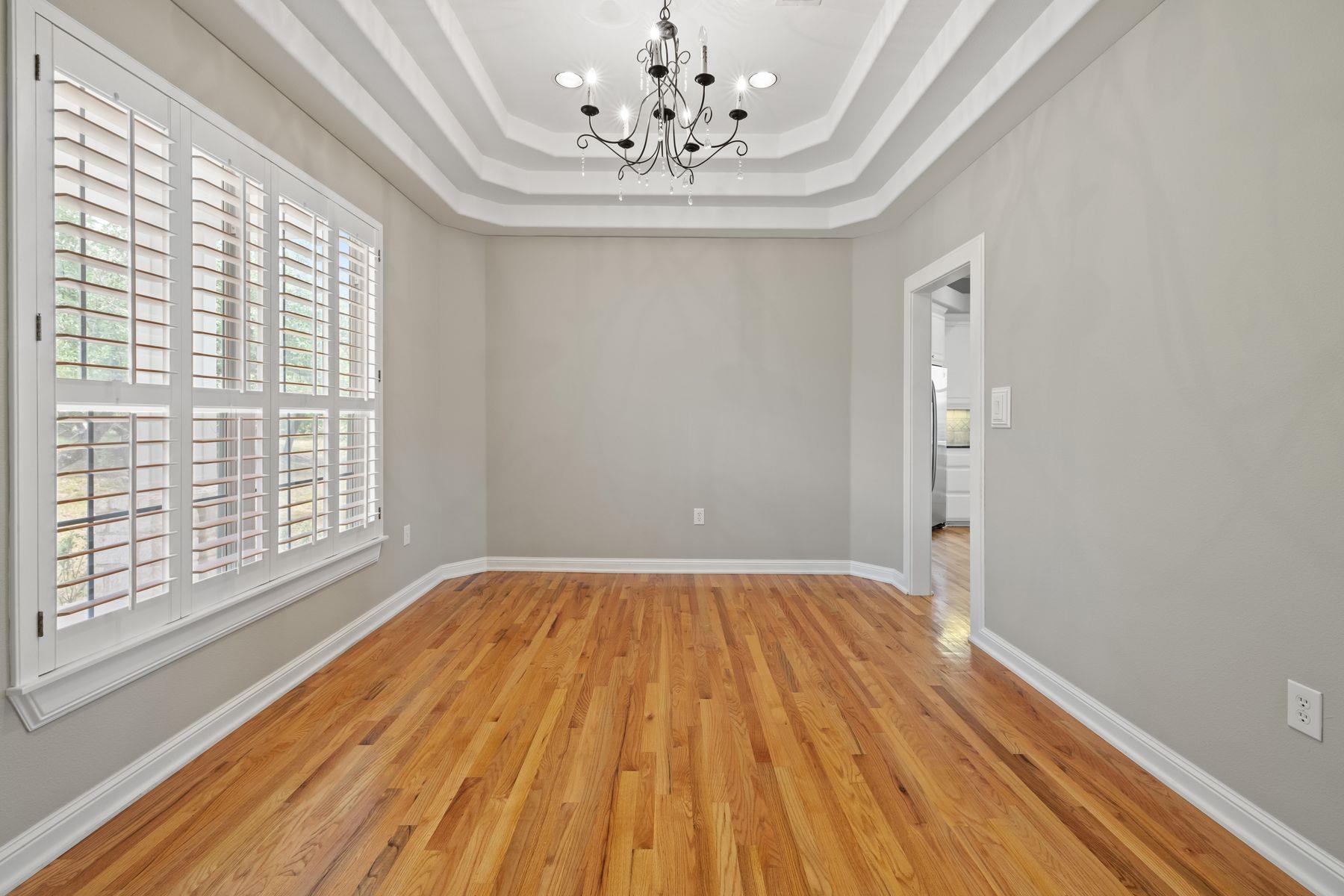 4921 Creek Meadow Cv, Spicewood, TX 78669