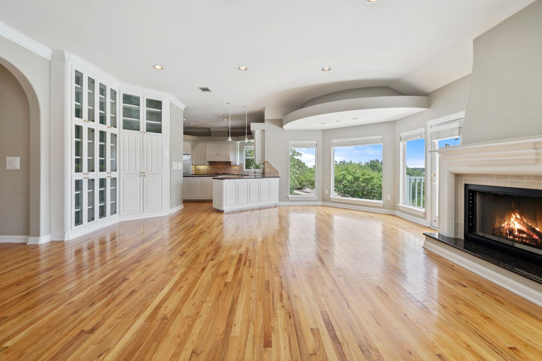 4921 Creek Meadow Cv, Spicewood, TX 78669