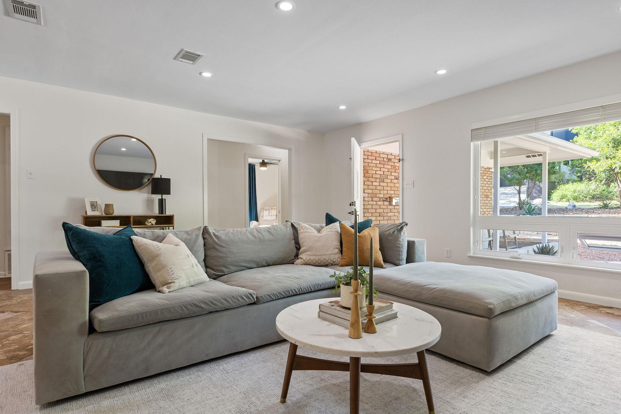 2406 Elmglen Dr, Austin, TX 78704