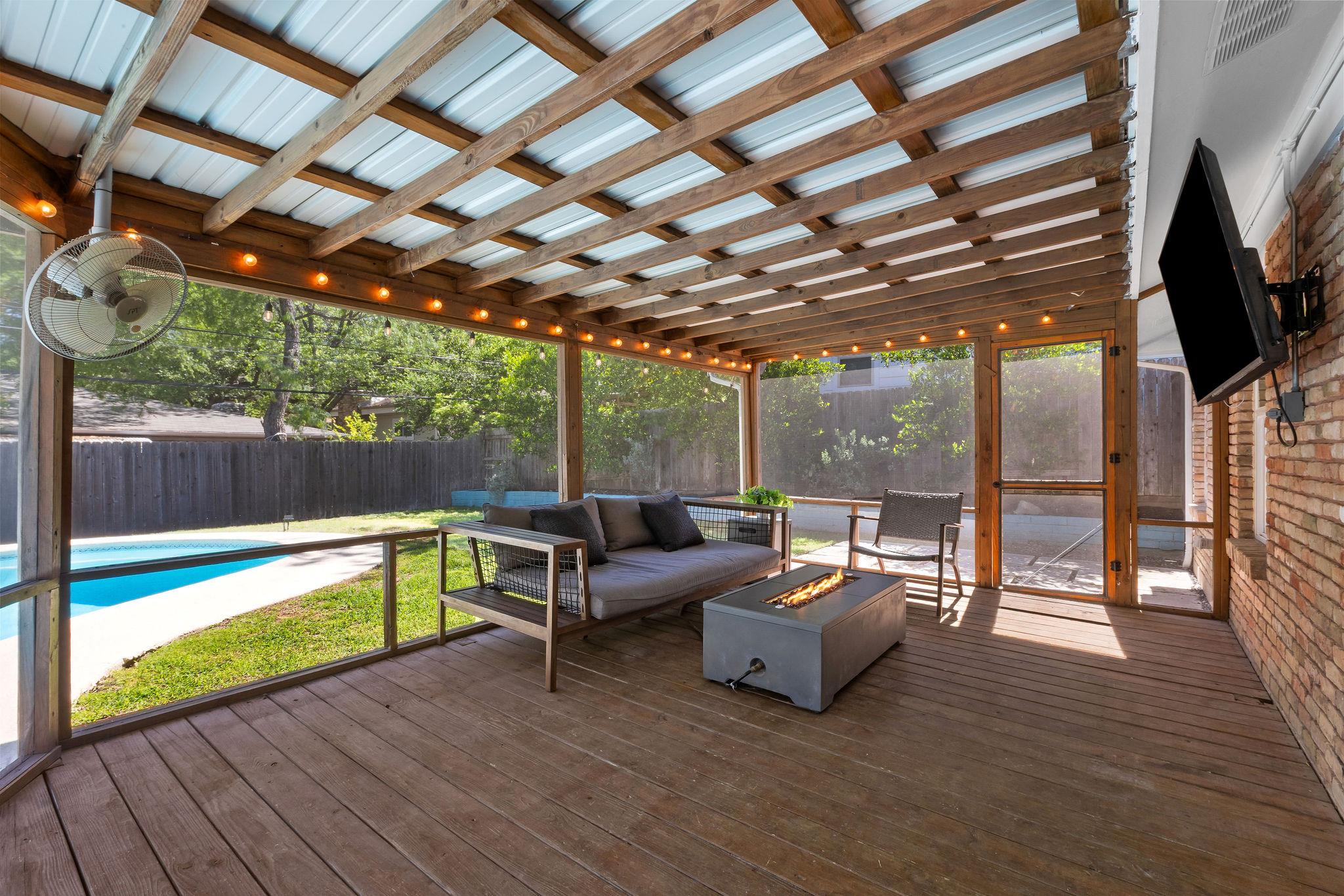 2406 Elmglen Dr, Austin, TX 78704