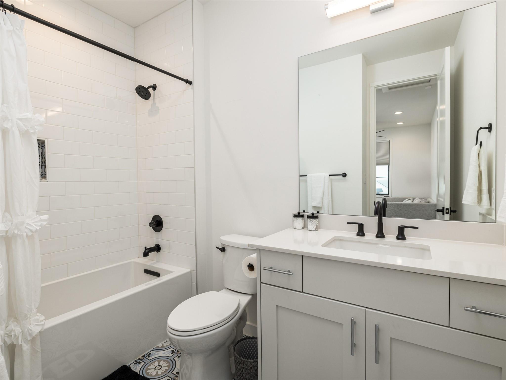 800 Emilia Ct, Austin, TX 78746