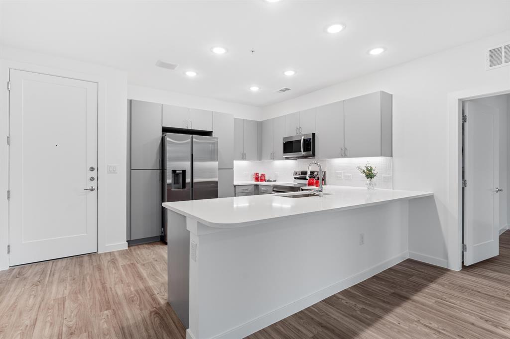 4801 Springdale Dr # 2010, Austin, TX 78723