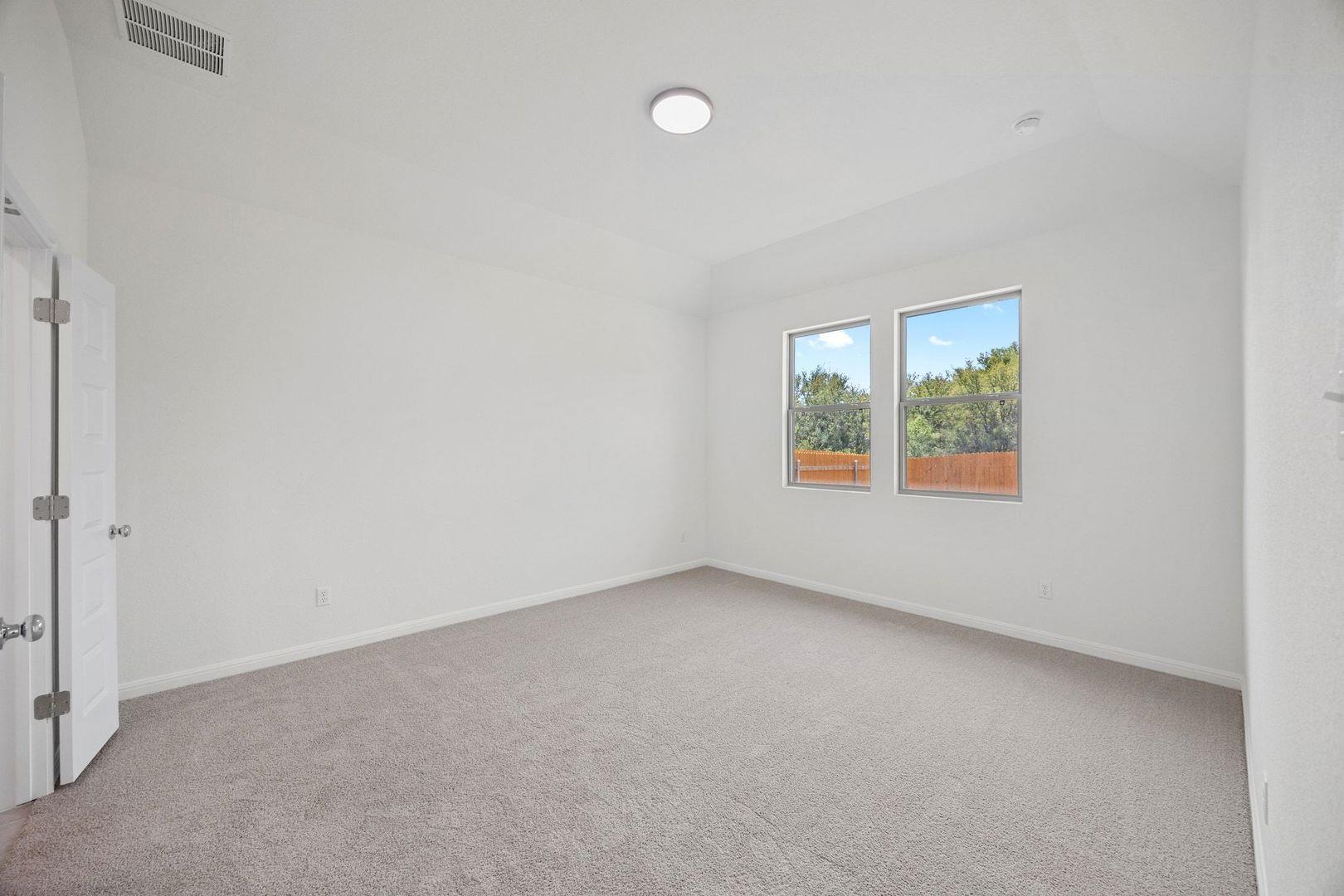 170 Hornet St, Elgin, TX 78621