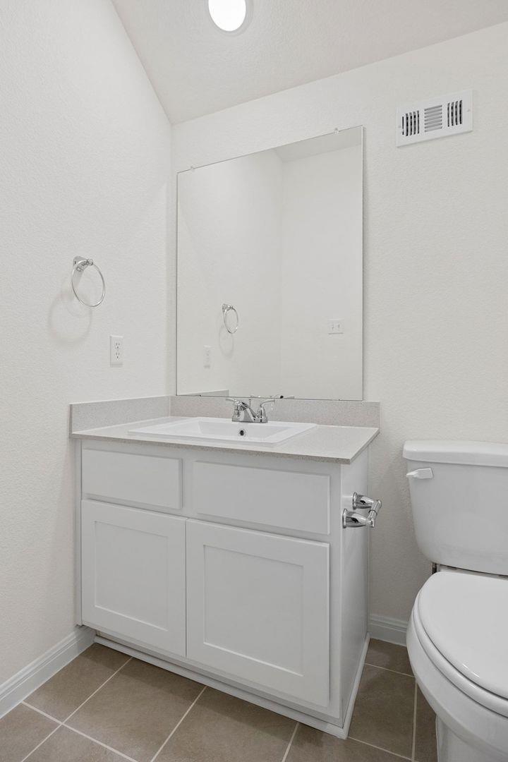 170 Hornet St, Elgin, TX 78621