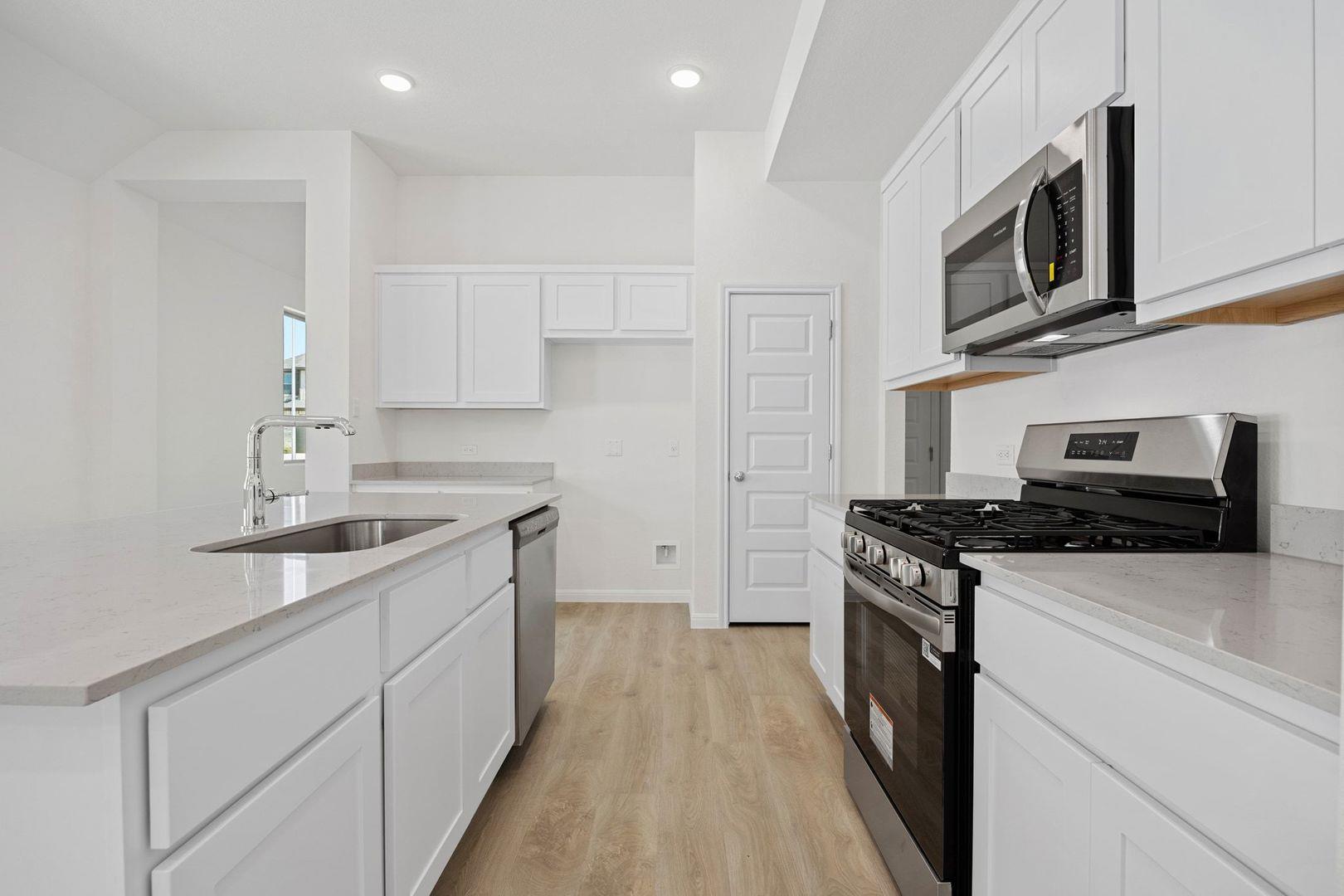 170 Hornet St, Elgin, TX 78621