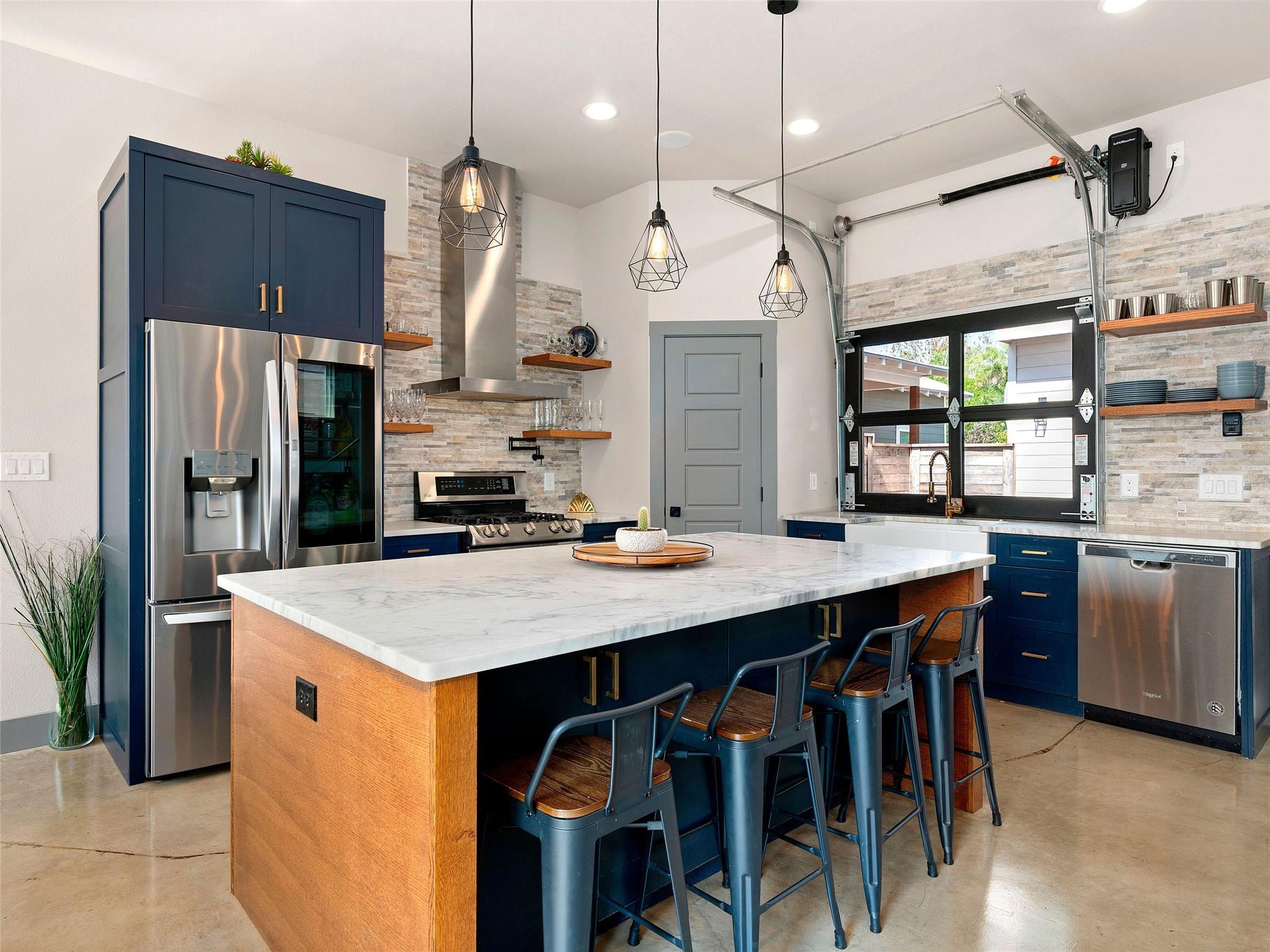 1136 Hauptstrasse, New Braunfels, TX 78130