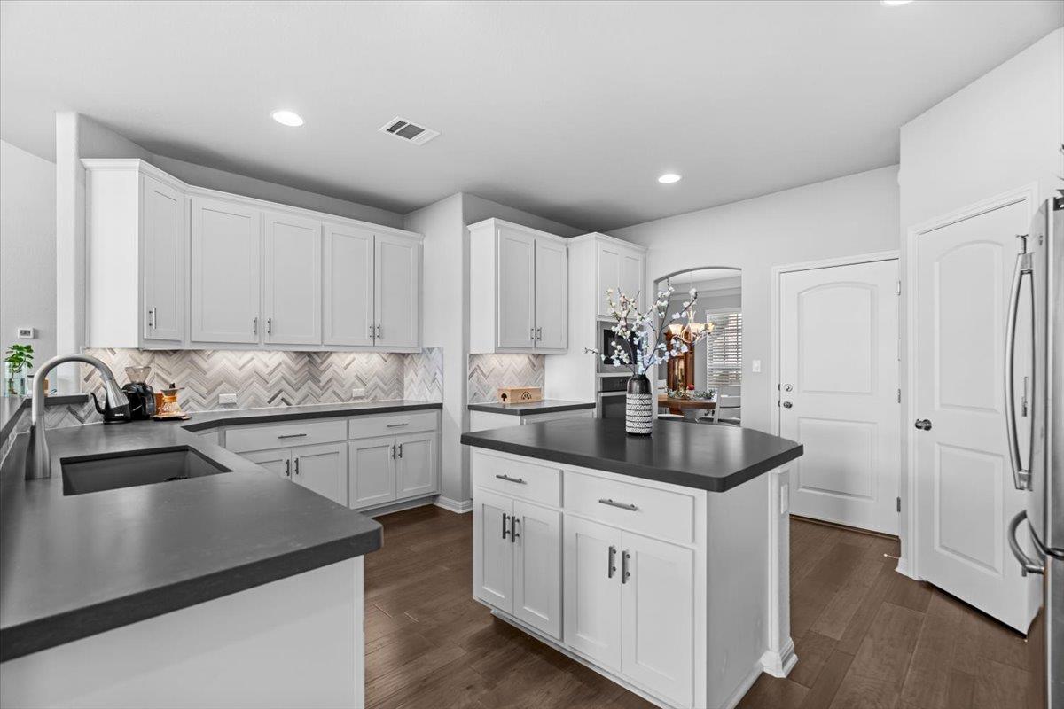 2733 Painted Sky Bnd, Leander, TX 78641