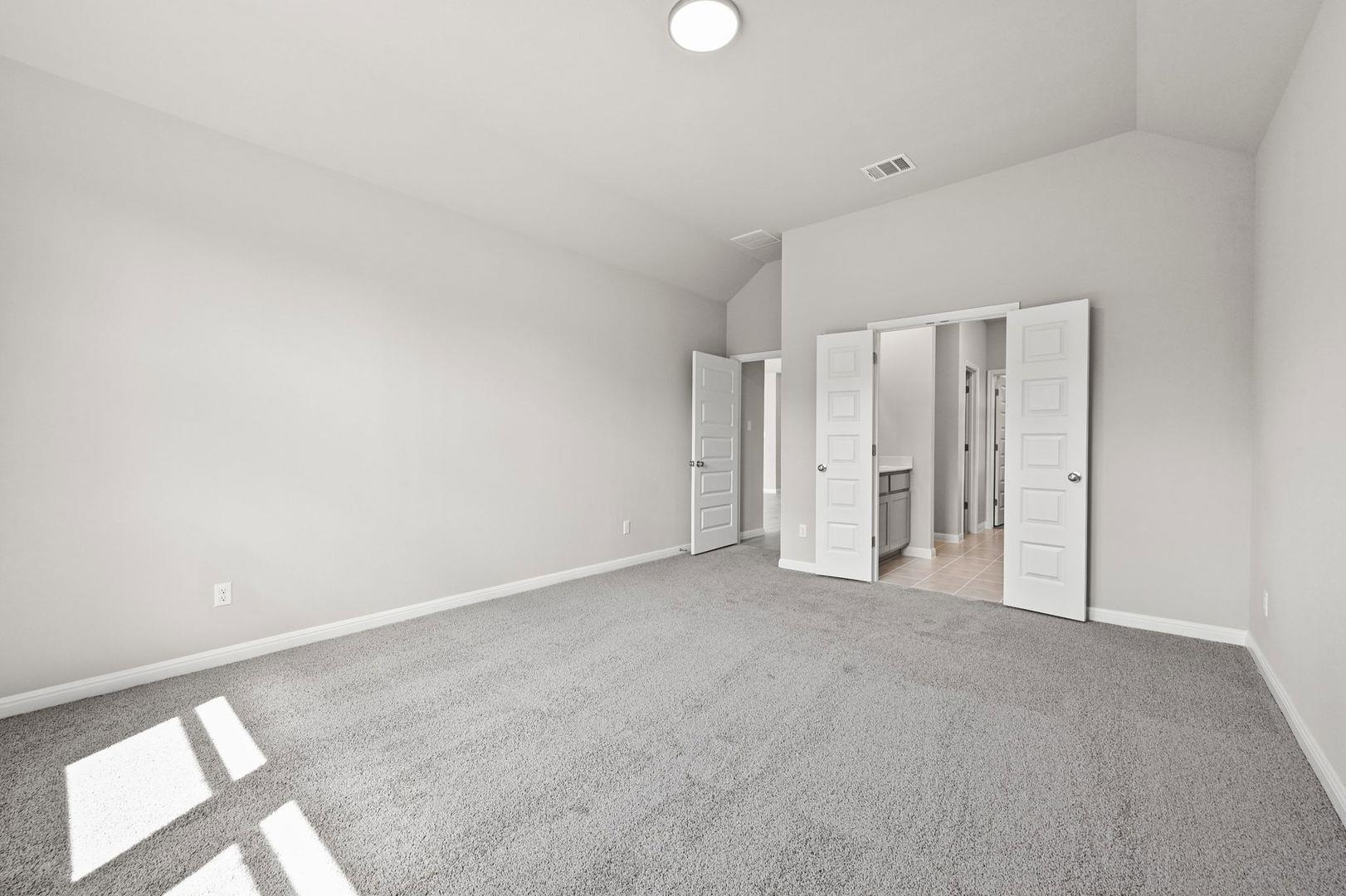 174 Hornet St, Elgin, TX 78621