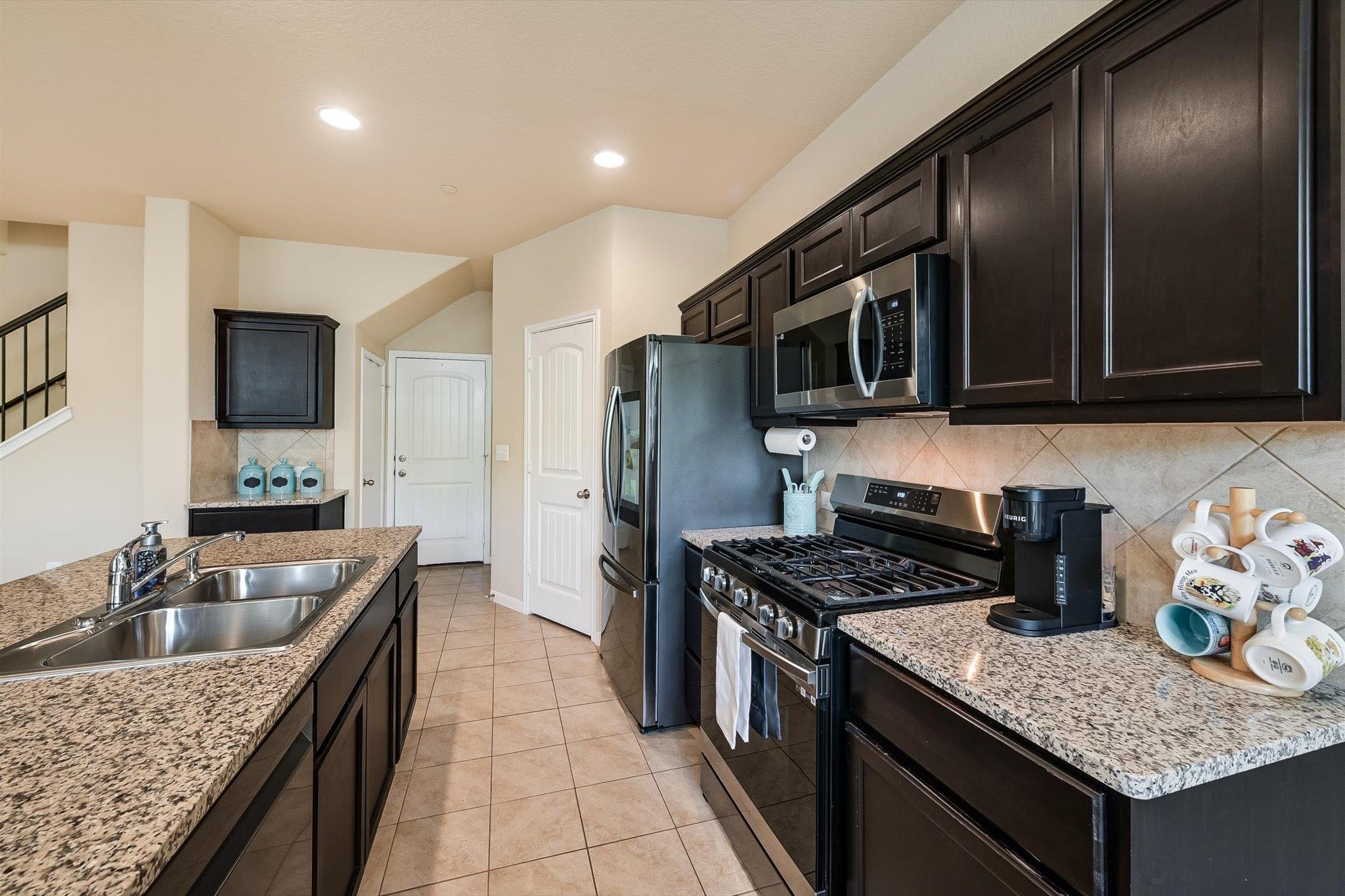 2880 Donnell Dr # 2502, Round Rock, TX 78664