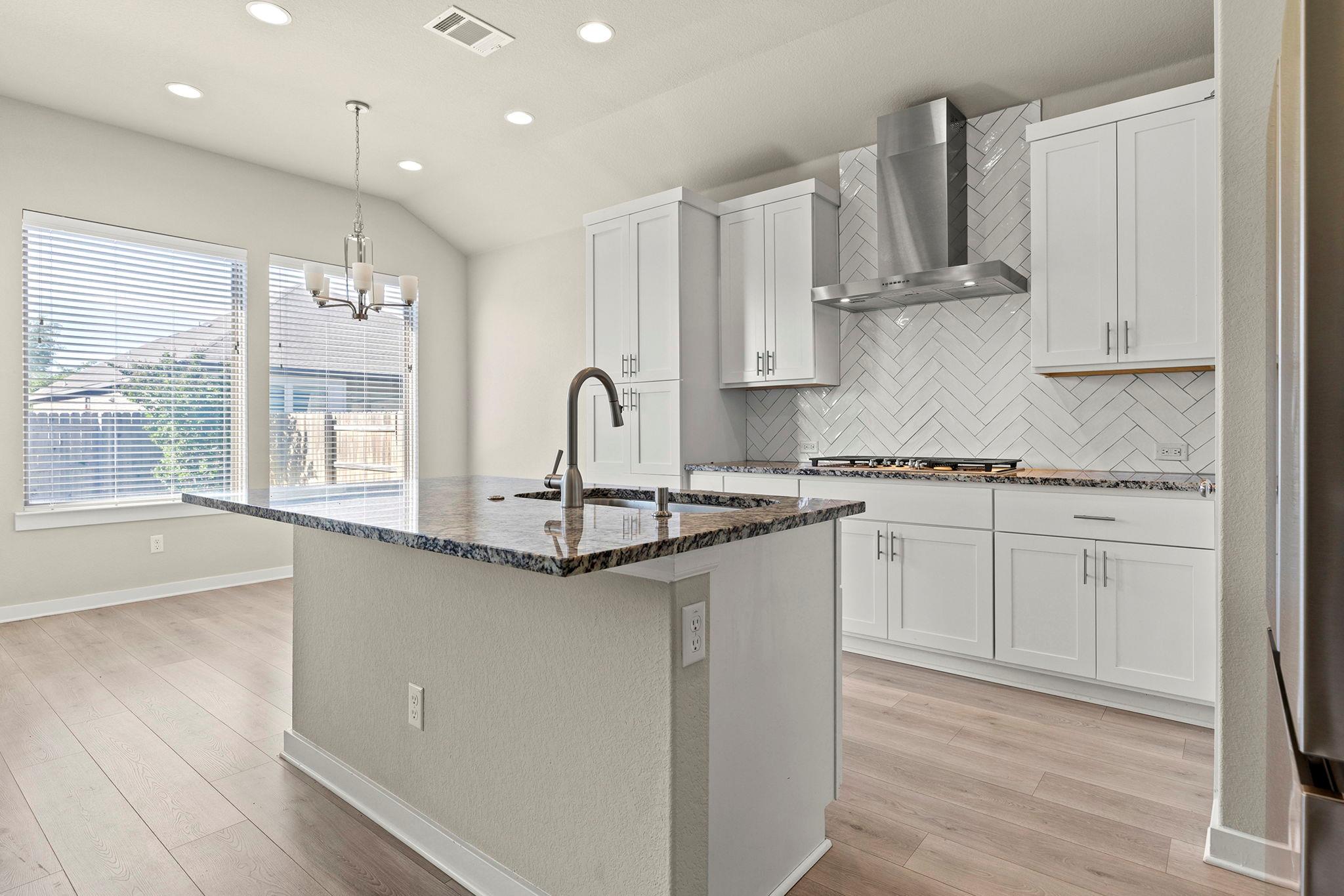 825 Whitetail Dr, Round Rock, TX 78681