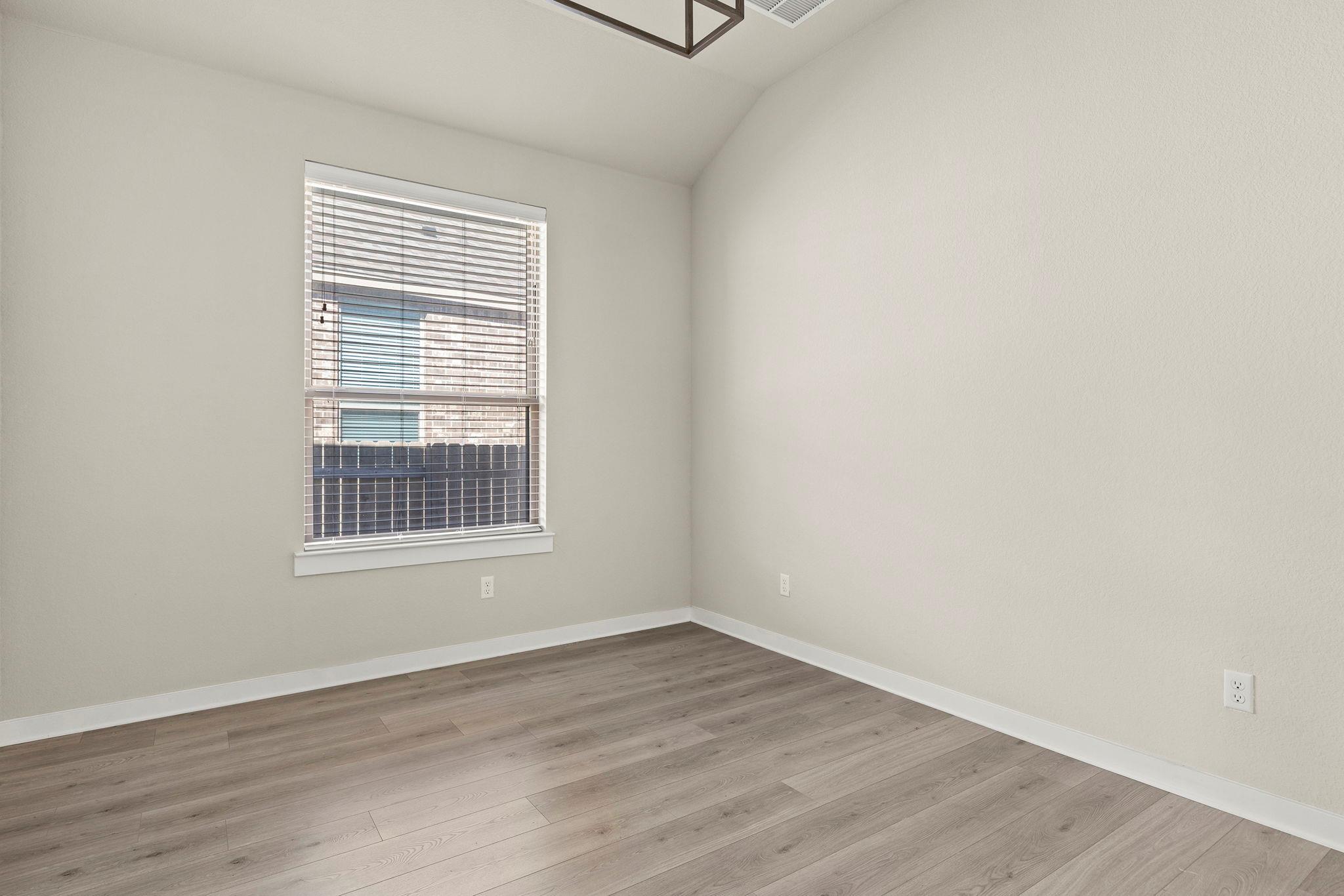 825 Whitetail Dr, Round Rock, TX 78681